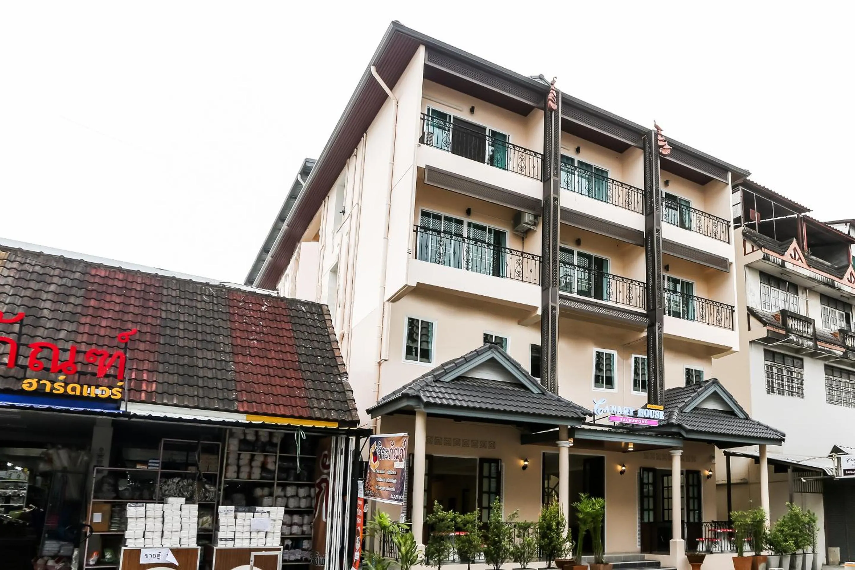 Property building in Canary House Rachawong คานารี่ เฮ้าส์ ราชวงศ์