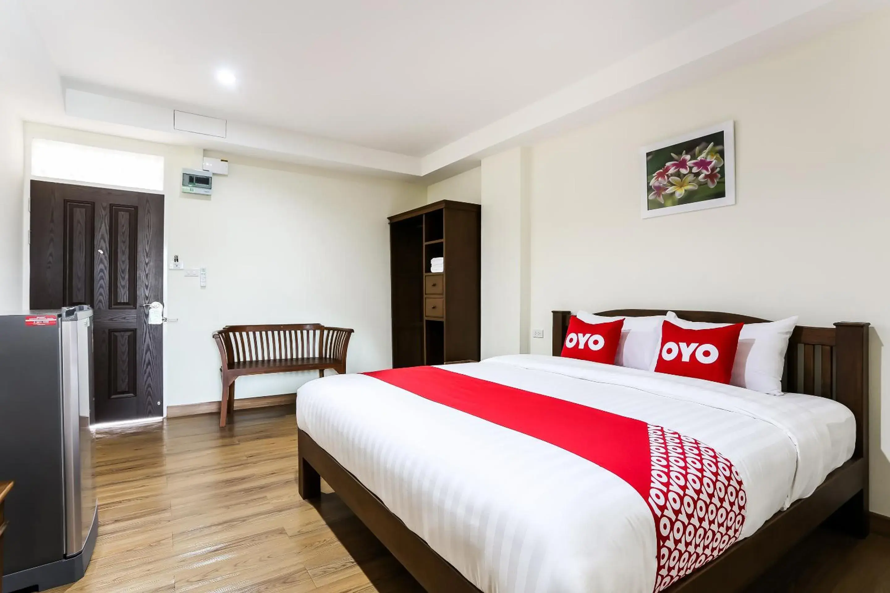 Standard Double Room in Canary House Rachawong คานารี่ เฮ้าส์ ราชวงศ์ Standard Double Room in Canary House Rachawong คานารี่ เฮ้าส์ ราชวงศ์