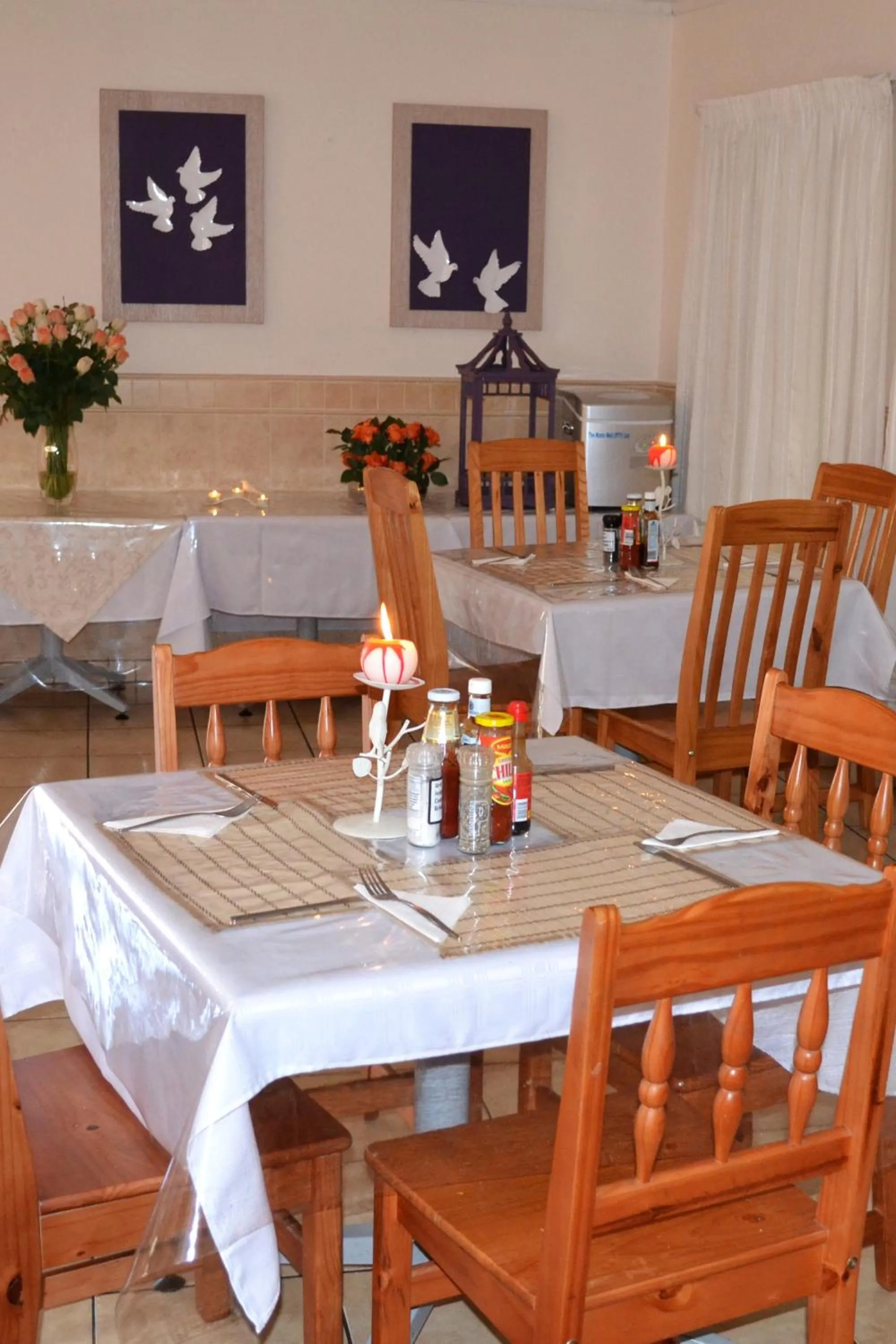 Restaurant/places to eat in Dove's Nest Guest House