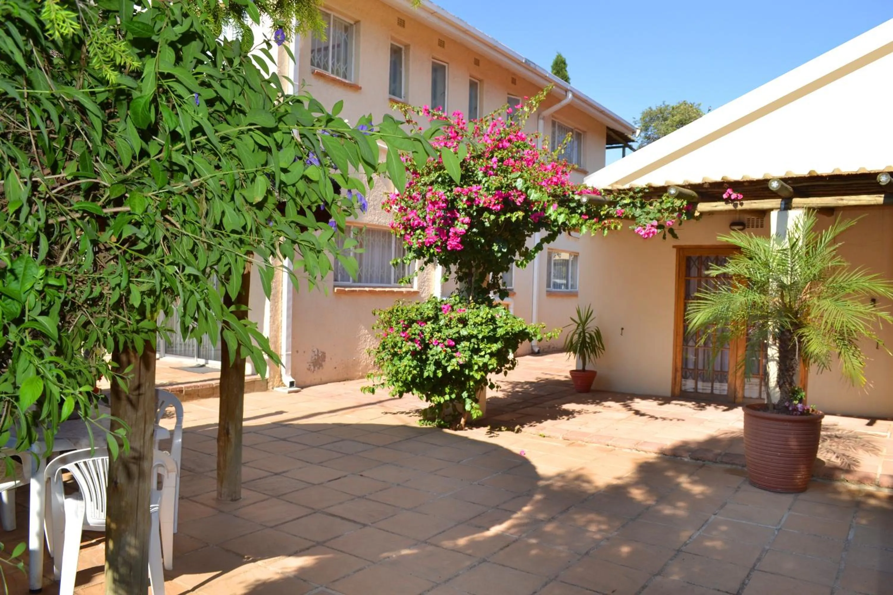 Day in Dove's Nest Guest House