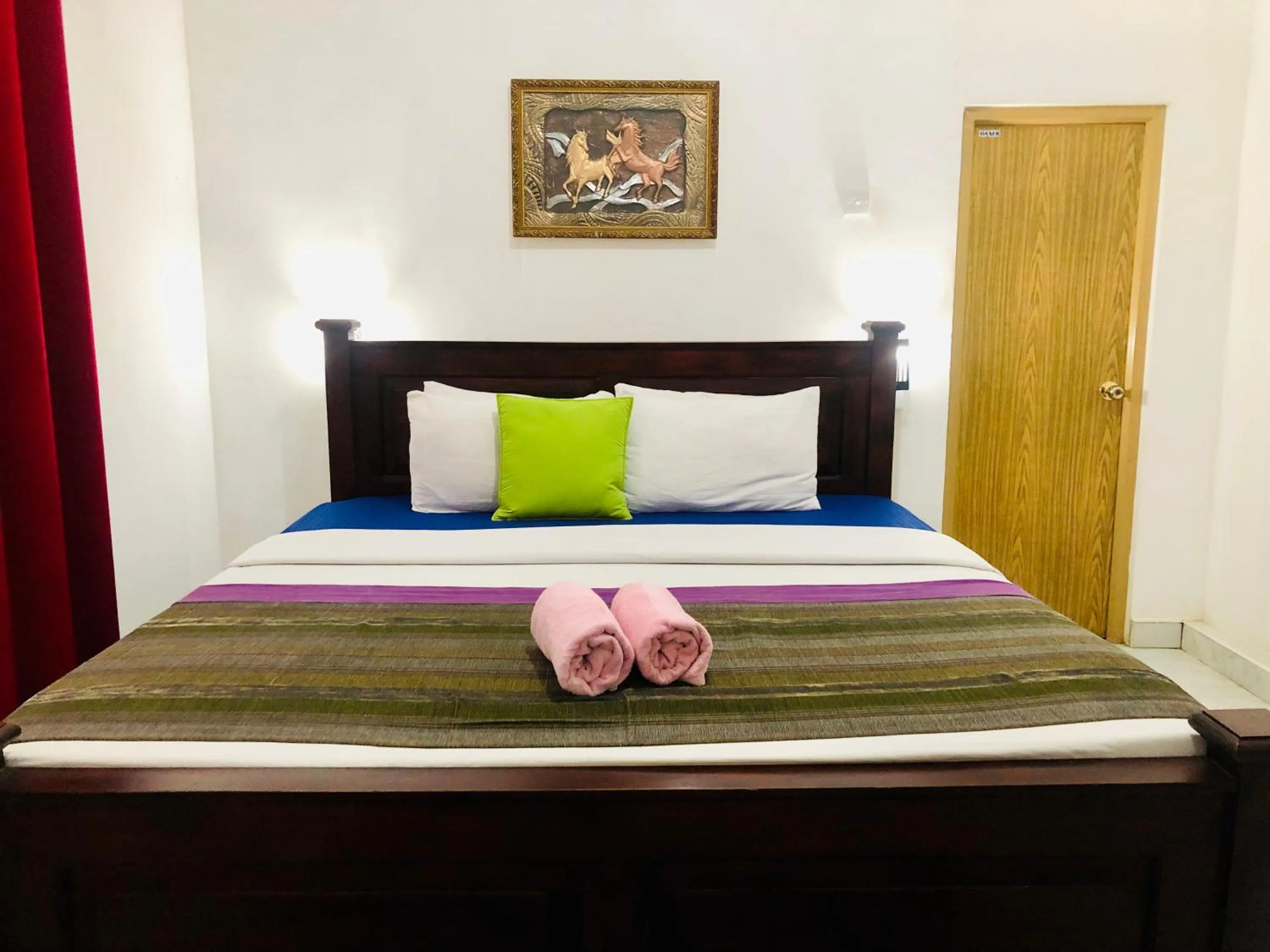 Bed in Bangalawa Resort