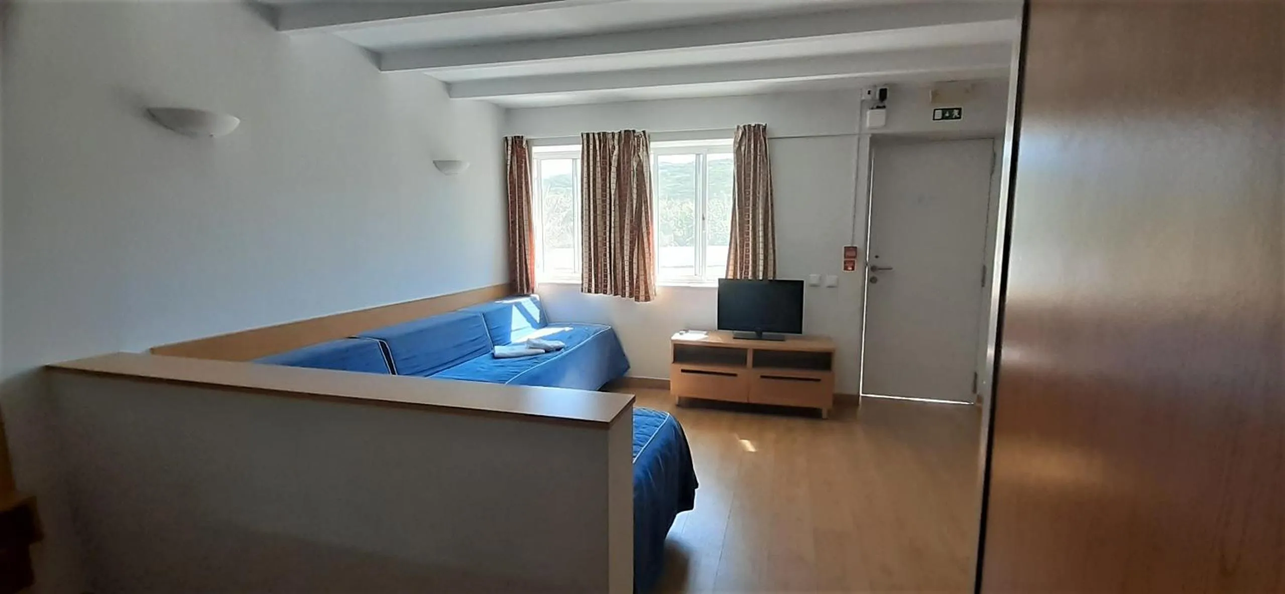 TV and multimedia, Bed in Sintra Sol - Apartamentos Turisticos