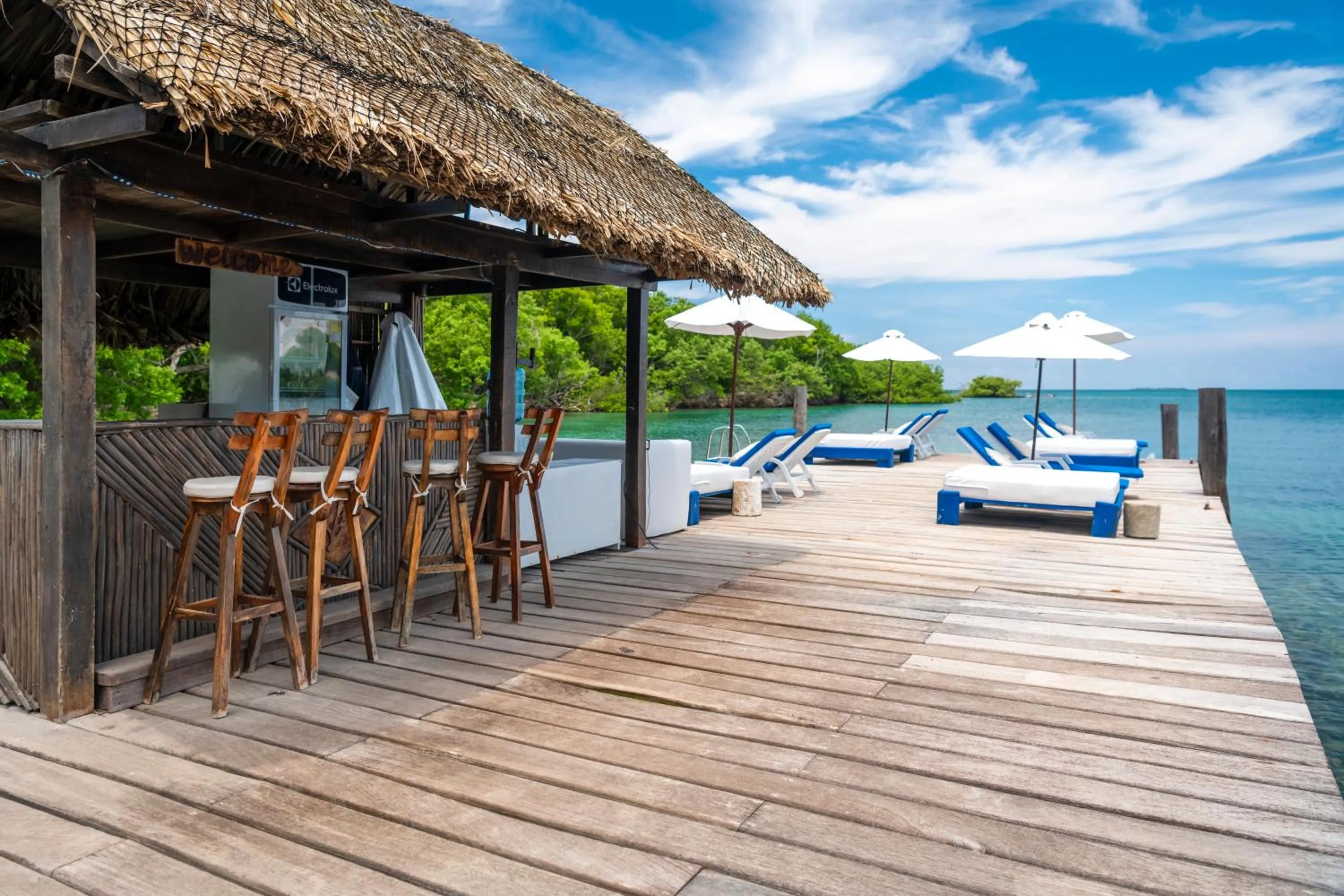 Lounge or bar in Hotel Coralina Island