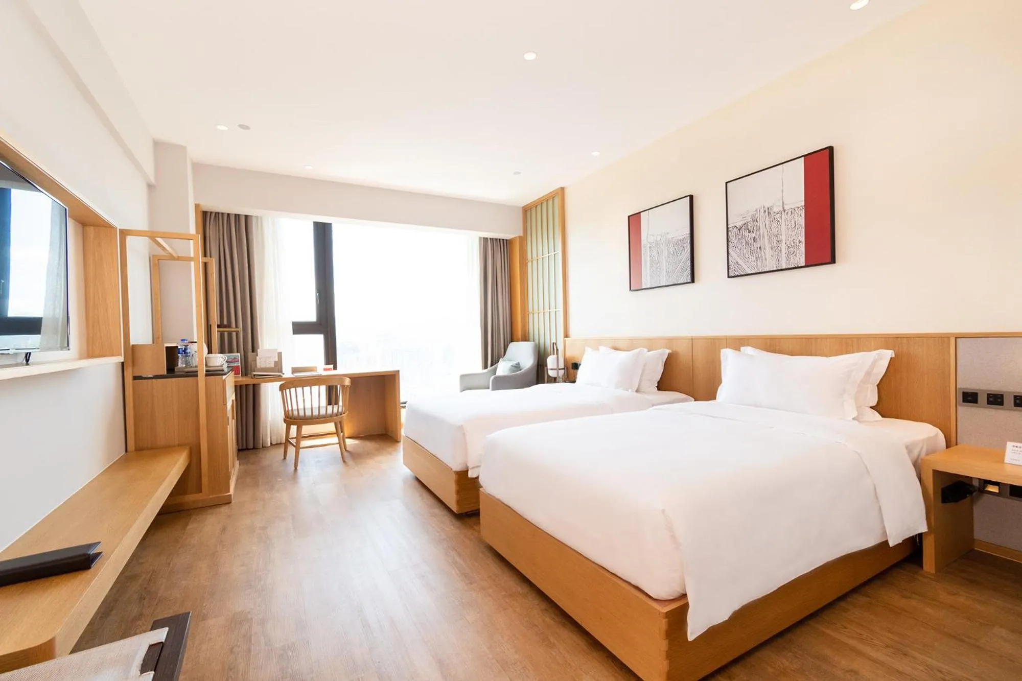 Photo of the whole room in Ramada Plaza Wyndham Wenzhou Cangnan