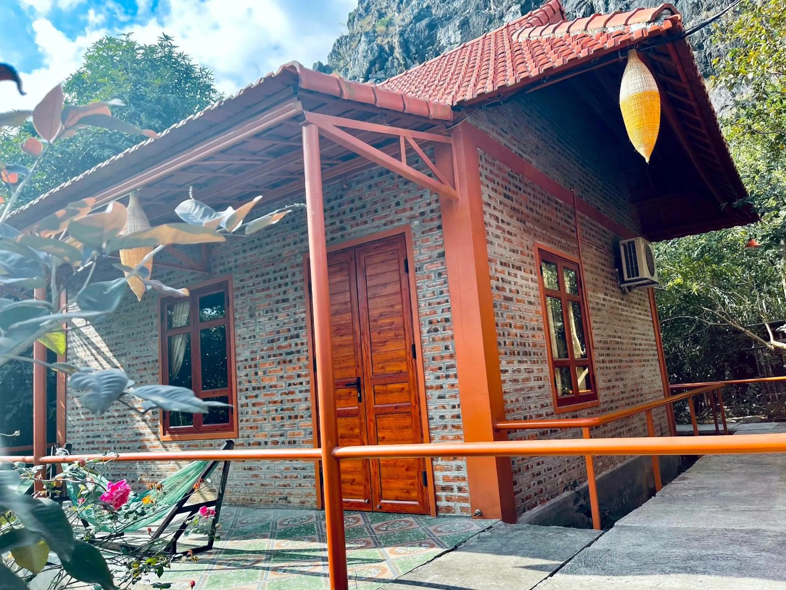 Property building in Trang An Lotus Lake Homestay