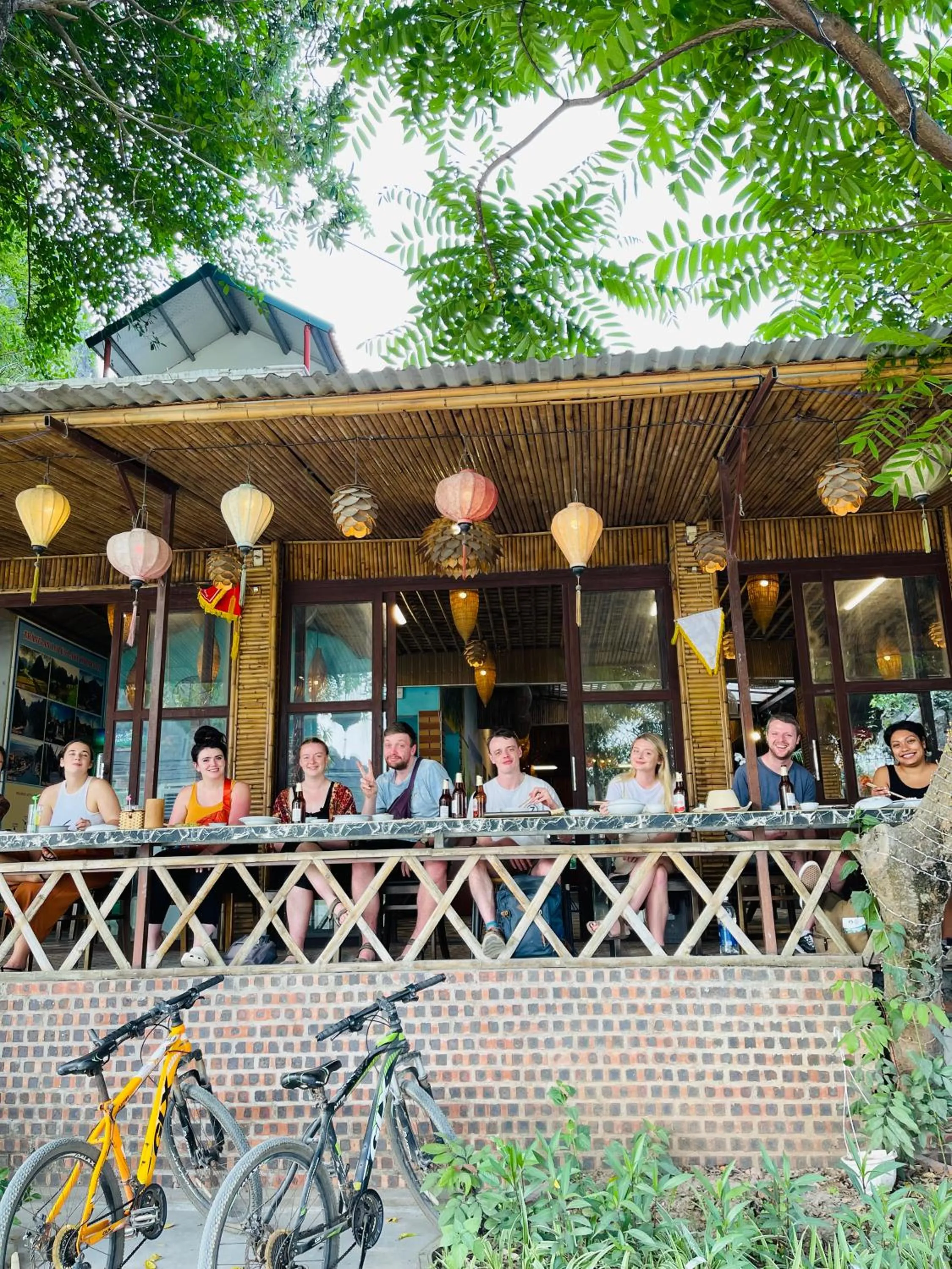 Restaurant/places to eat in Trang An Lotus Lake Homestay