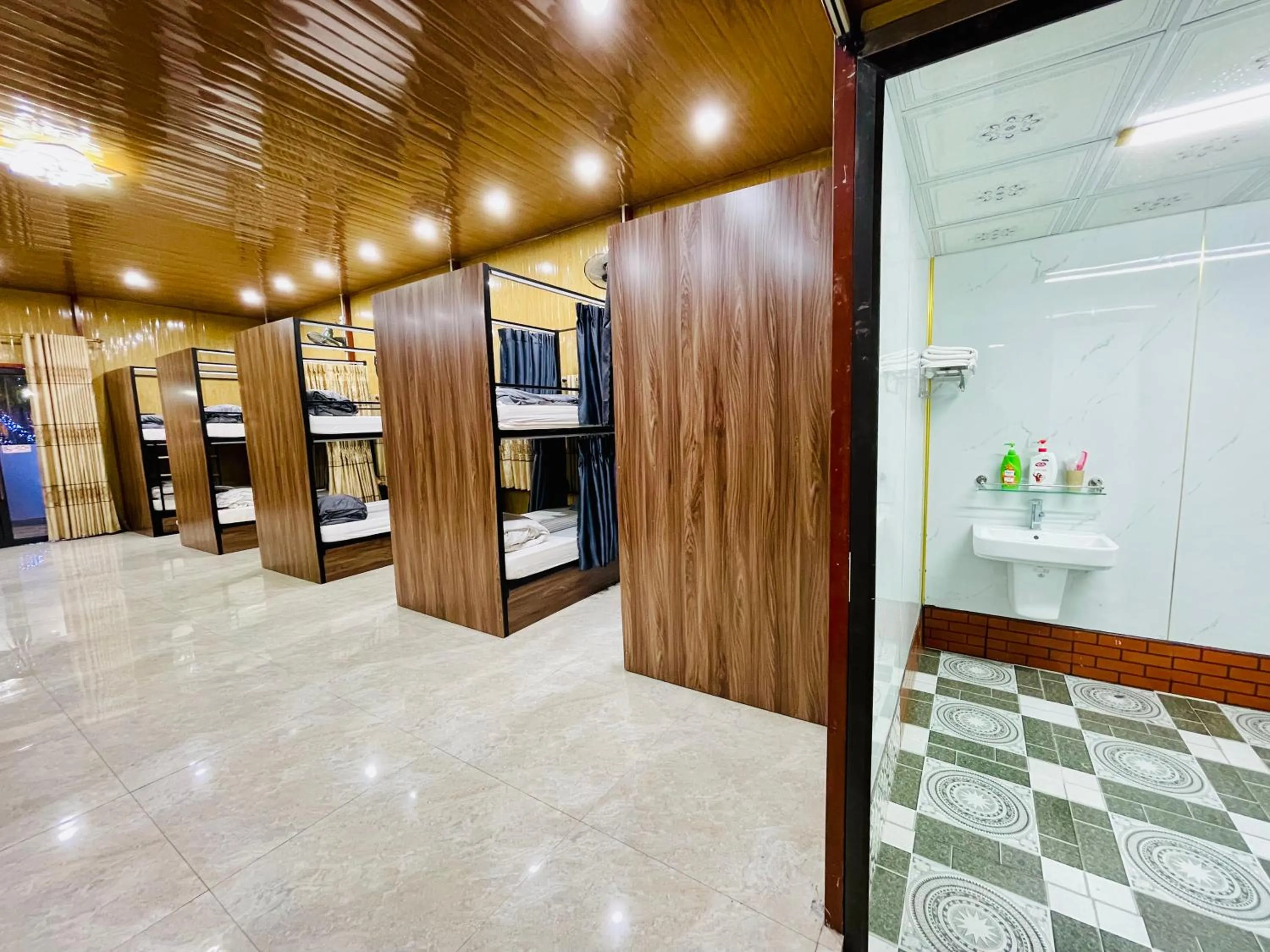 Bed in Trang An Lotus Lake Homestay