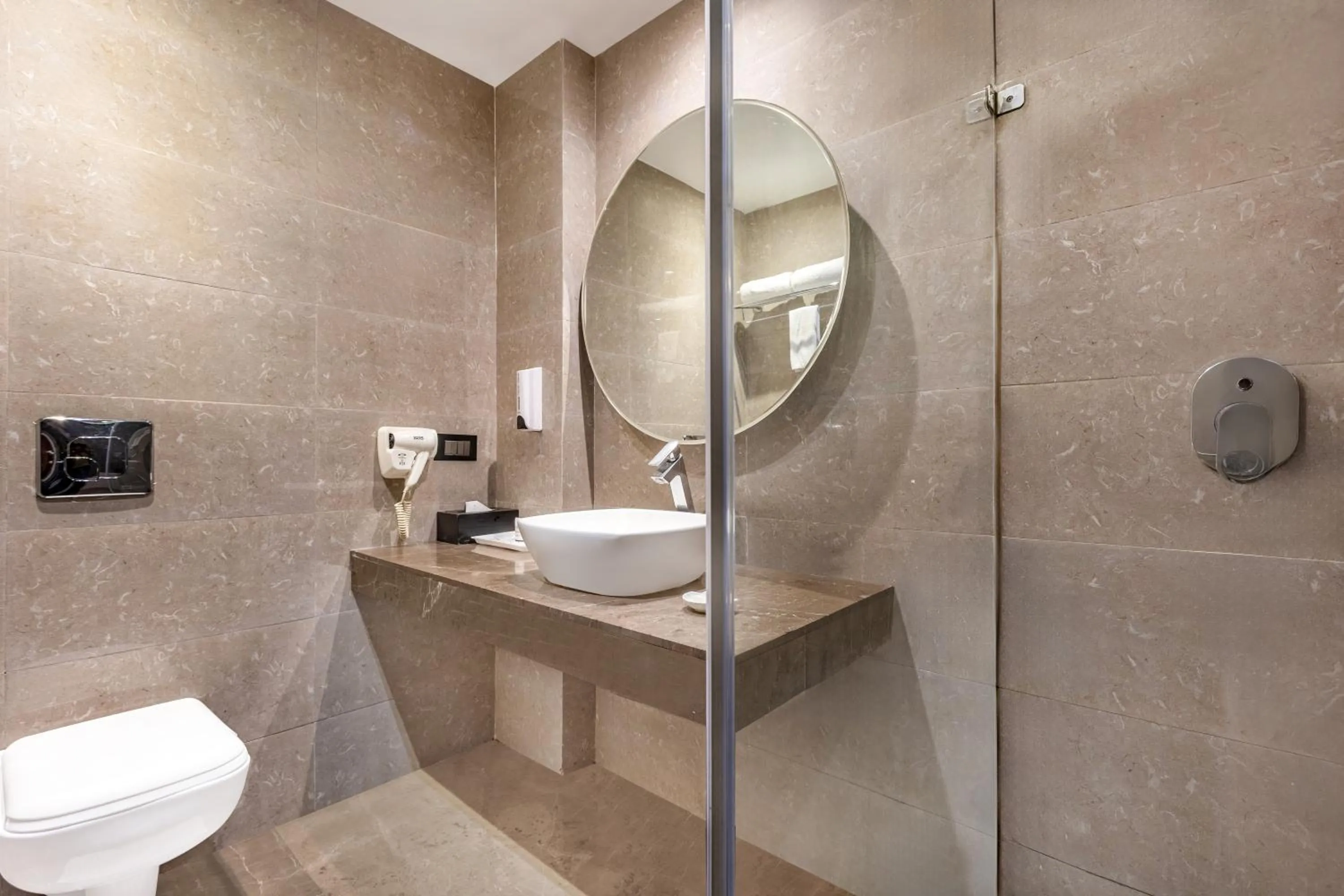 Sterling Palm Bliss Wellness Resort, Rishikesh