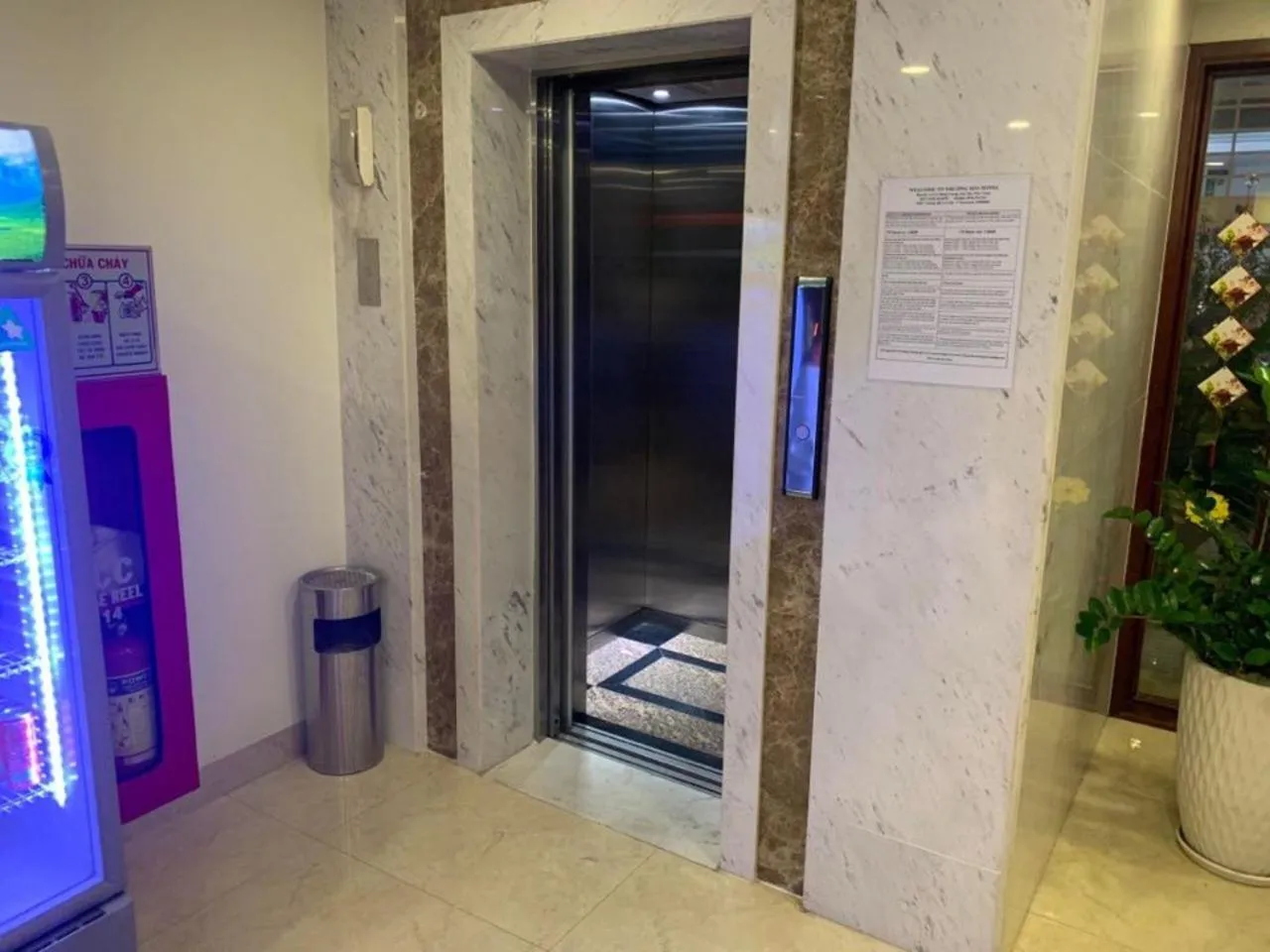 Facade/entrance in Trường Hải Hotel