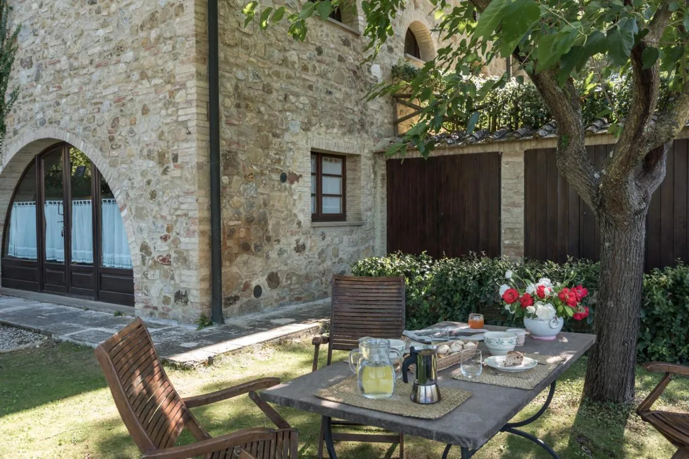Facade/entrance in Borgo Al Cerro