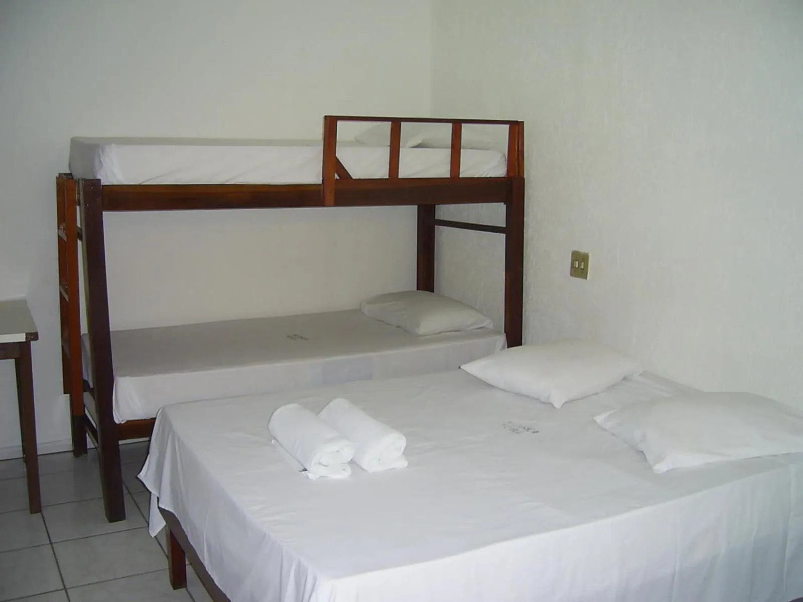 Bedroom, Bed in Hotel Alaska