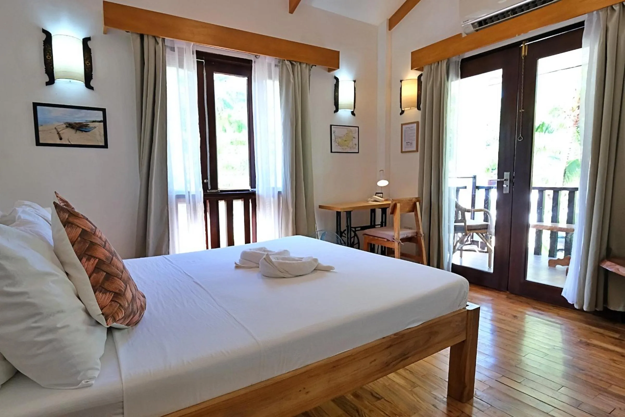 Bed in White Villas Resort