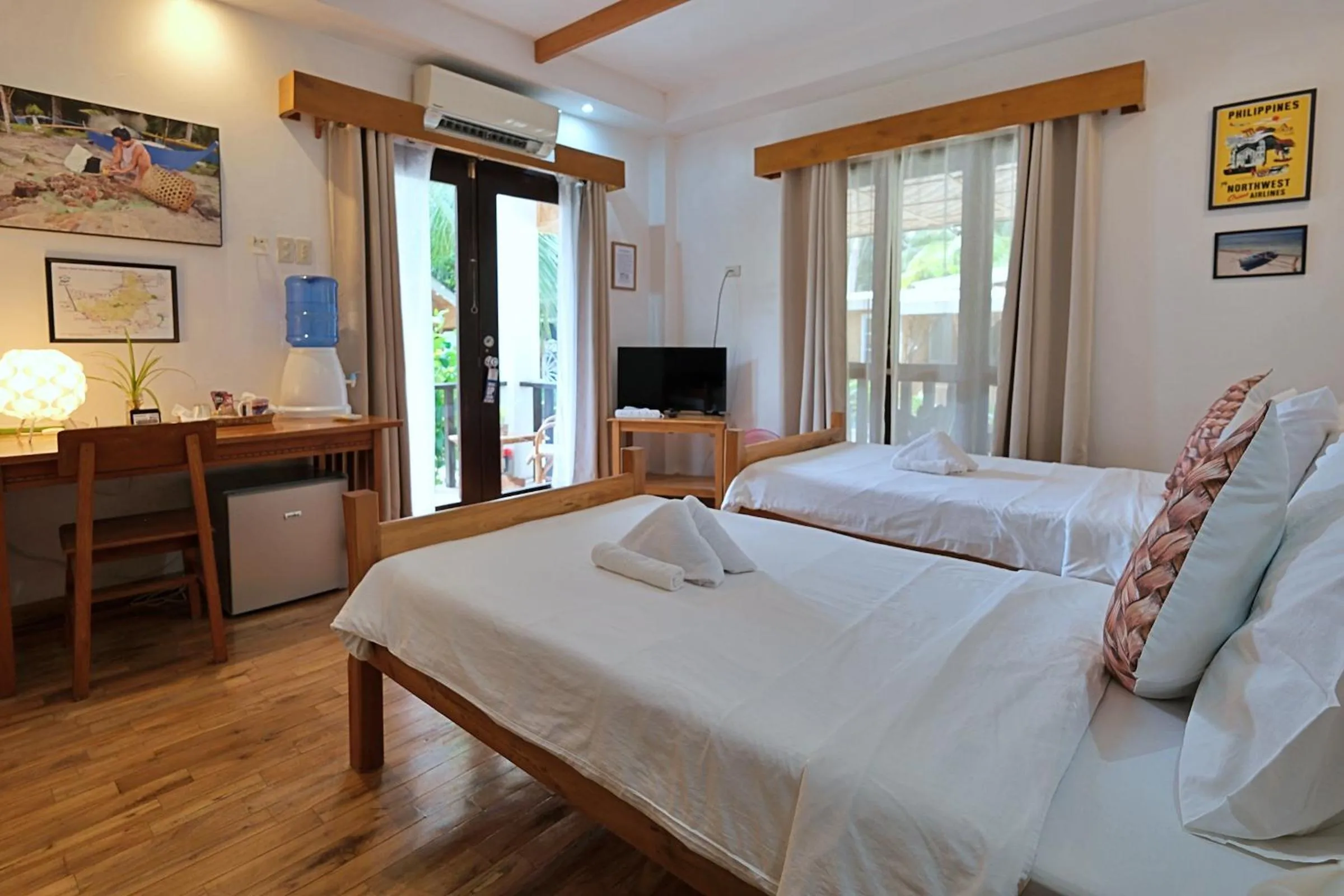 Bed in White Villas Resort