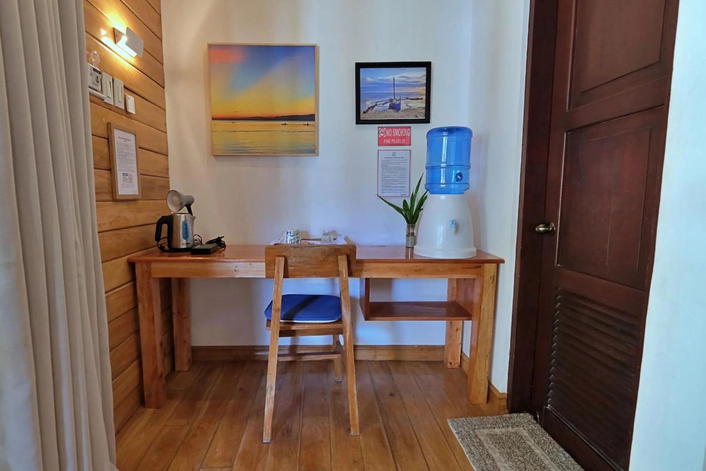 Decorative detail in White Villas Resort