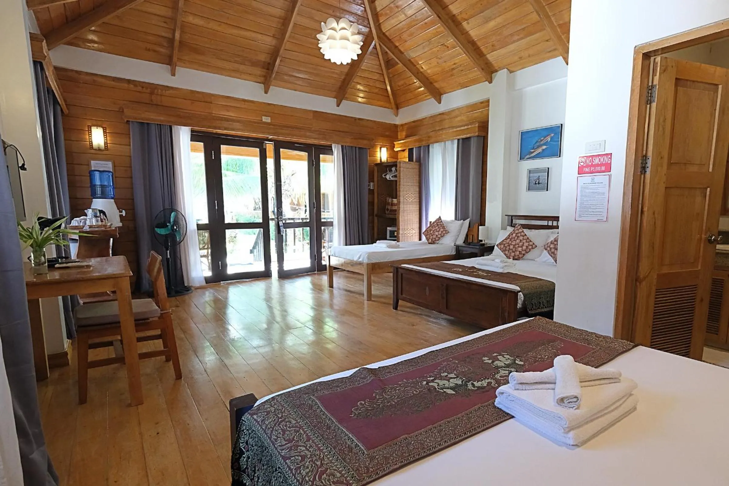 Decorative detail, Bed in White Villas Resort