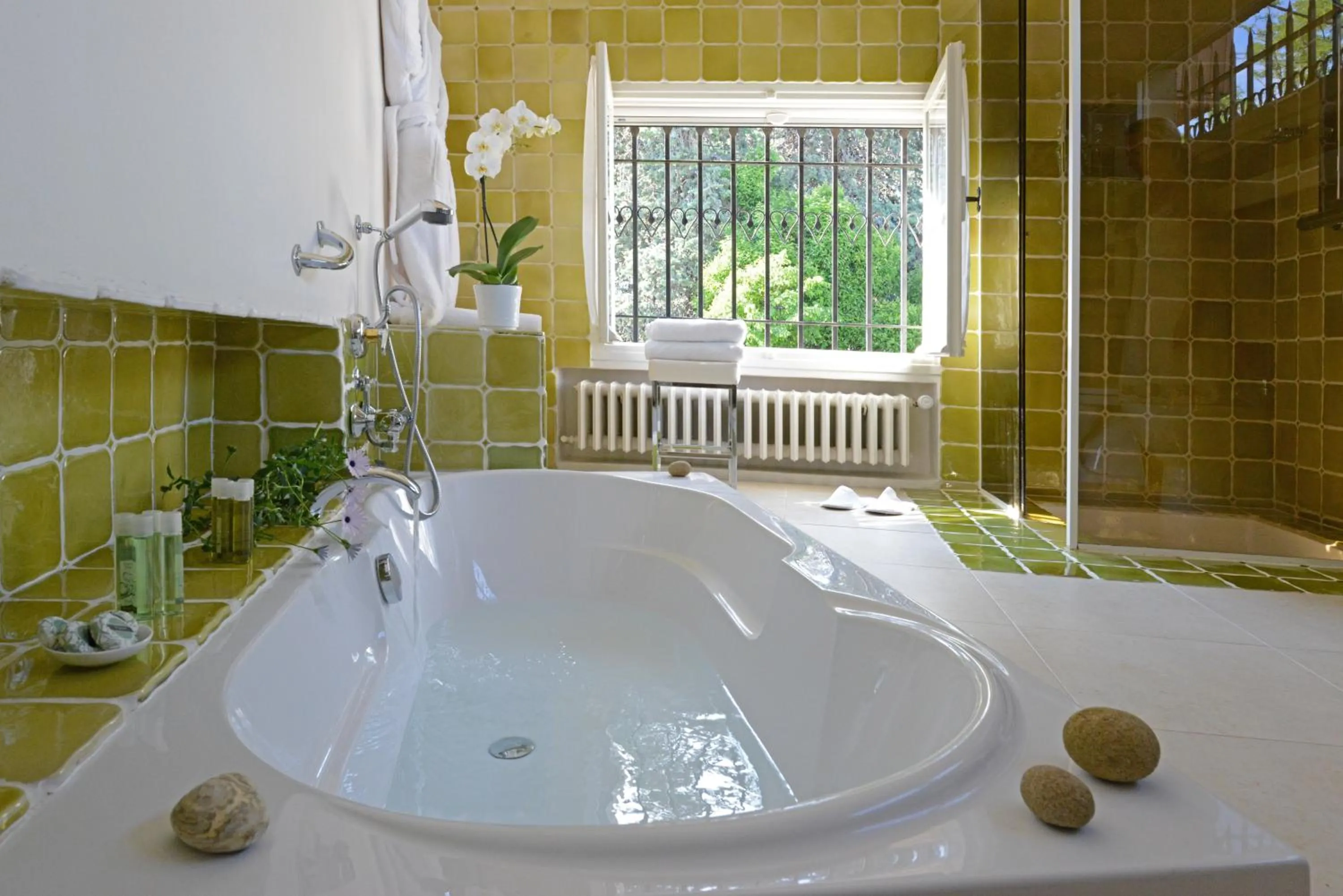 Bathroom in Le Mas du Chanoine