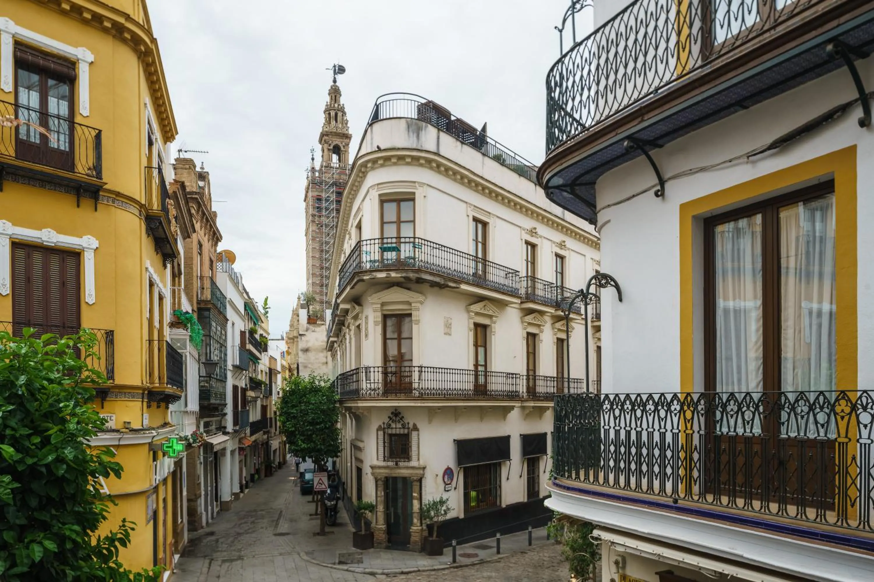 Neighbourhood in Numa Seville Molina