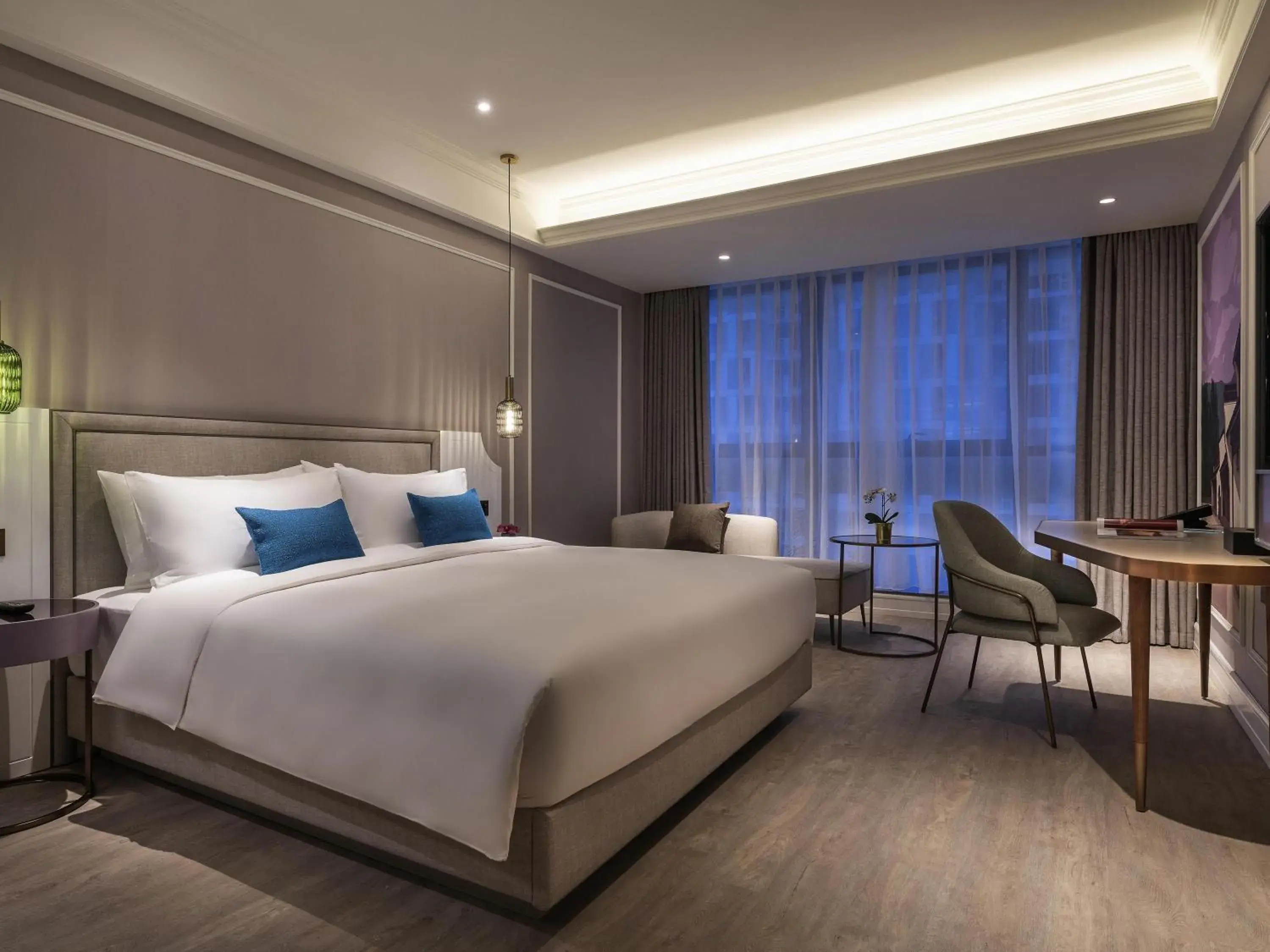 Deluxe King Room in Mercure Hangzhou Xixi Wetland Deluxe King Room in Mercure Hangzhou Xixi Wetland