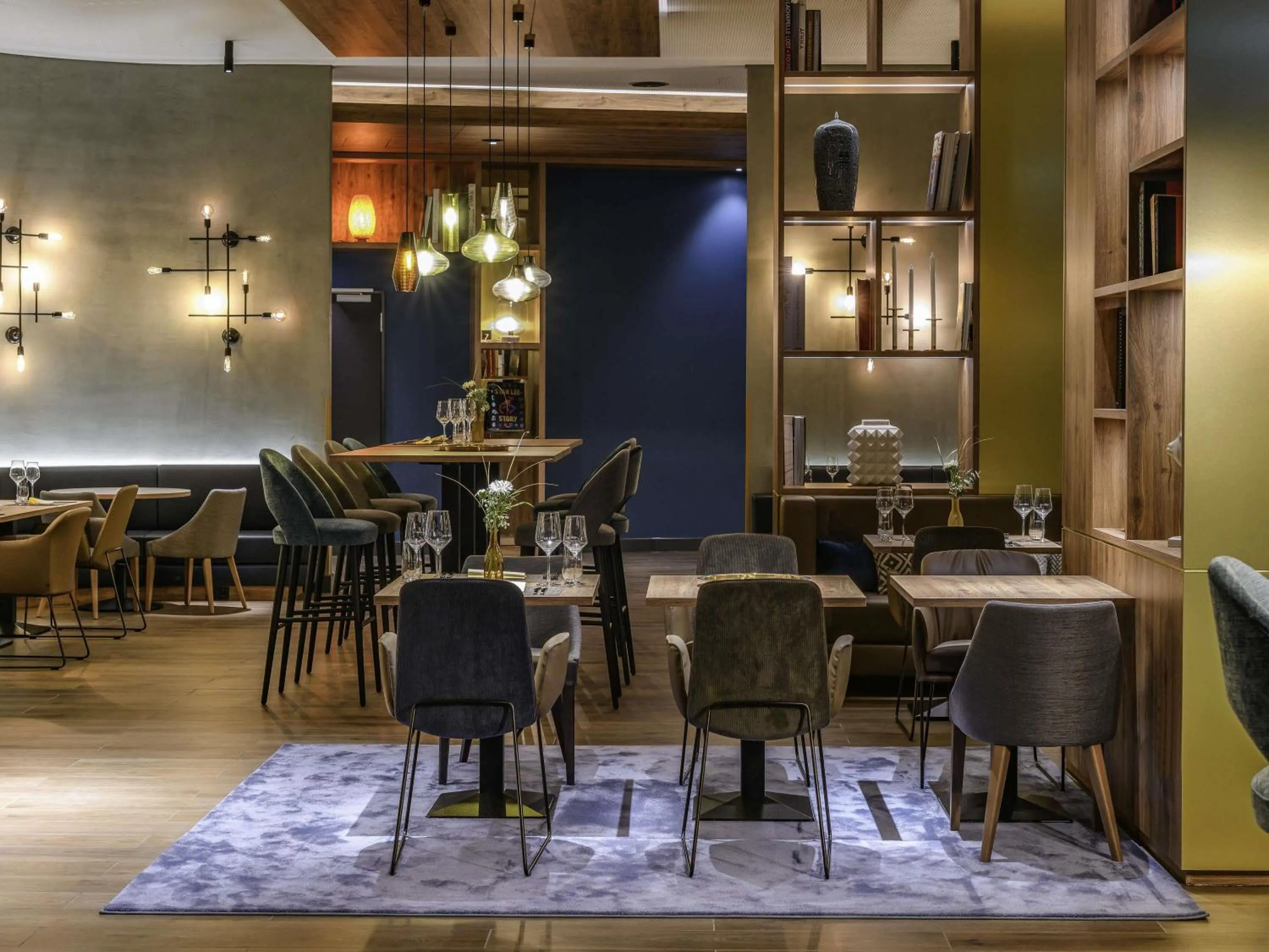 Restaurant/places to eat in Novotel Regensburg Zentrum