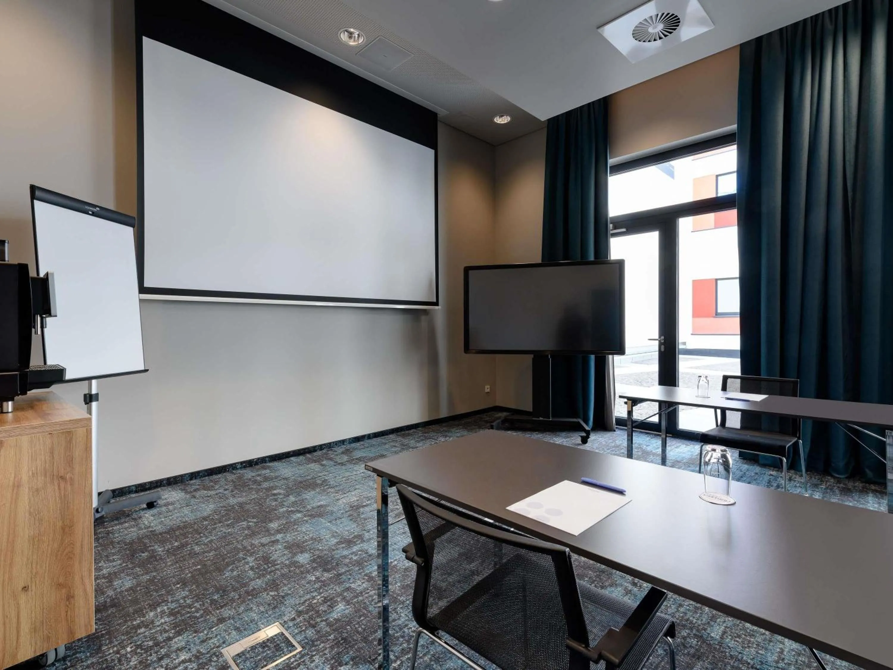 Meeting/conference room in Novotel Regensburg Zentrum