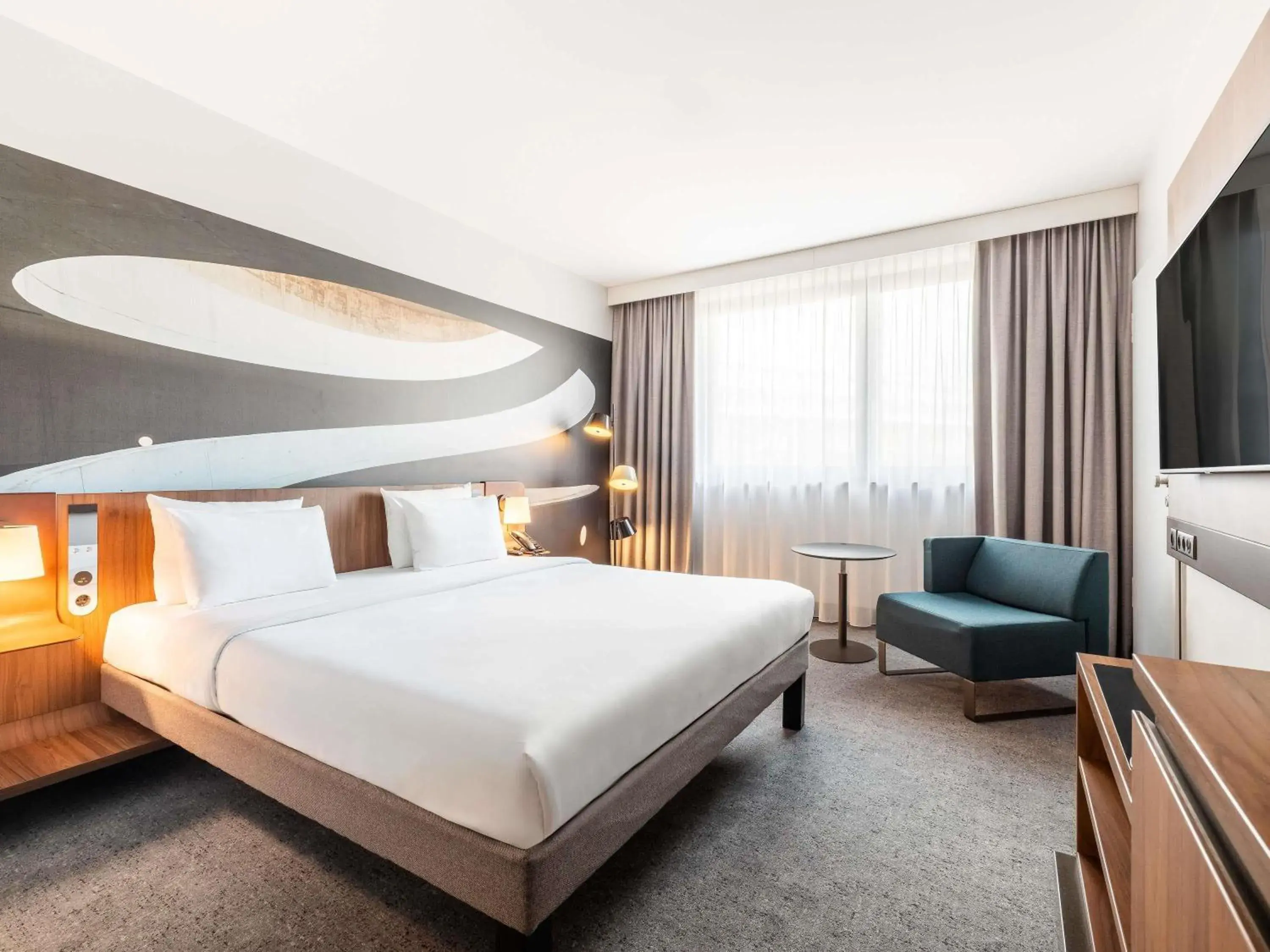 Standard Double Room in Novotel Regensburg Zentrum Standard Double Room in Novotel Regensburg Zentrum