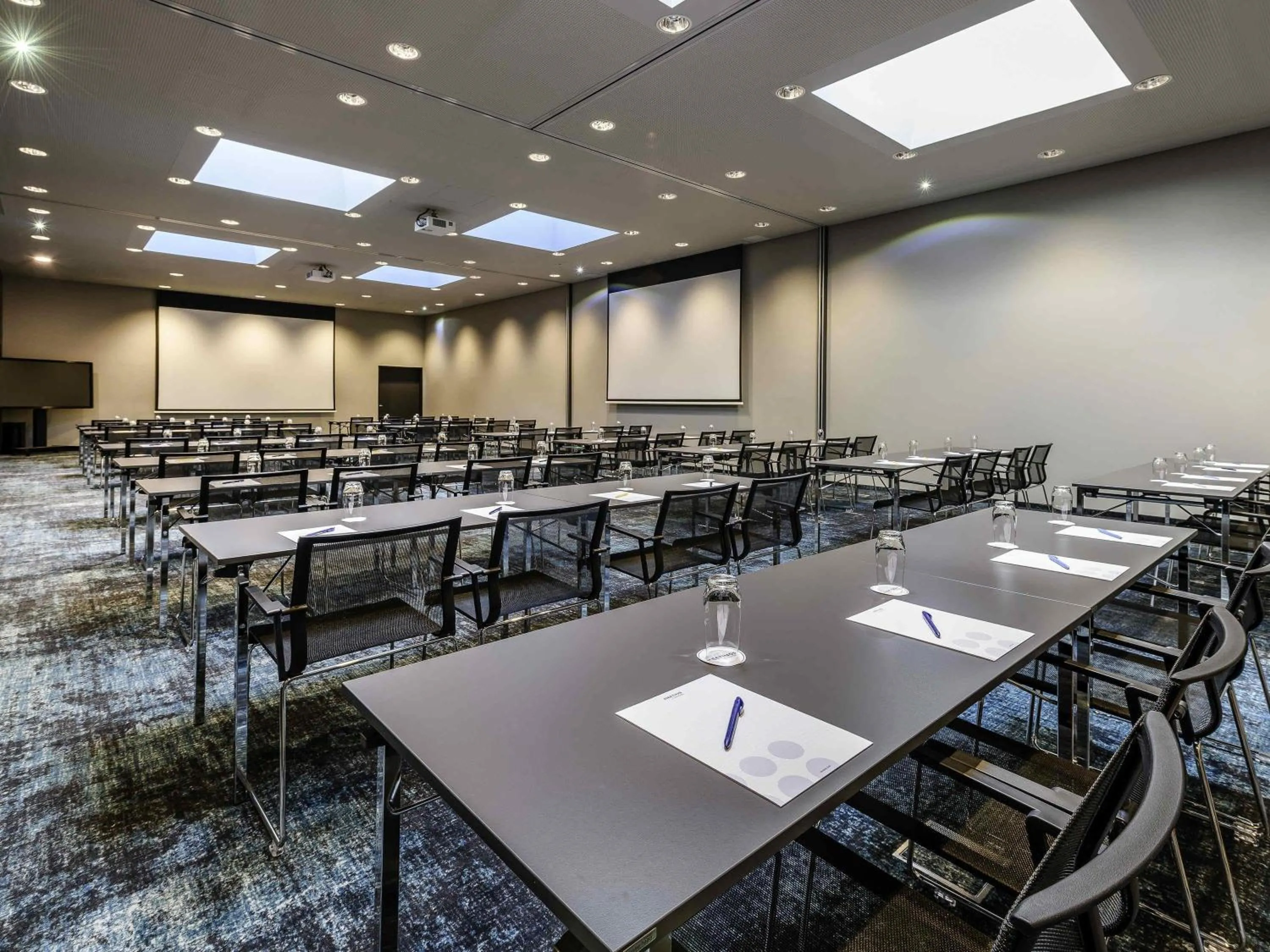 Meeting/conference room in Novotel Regensburg Zentrum