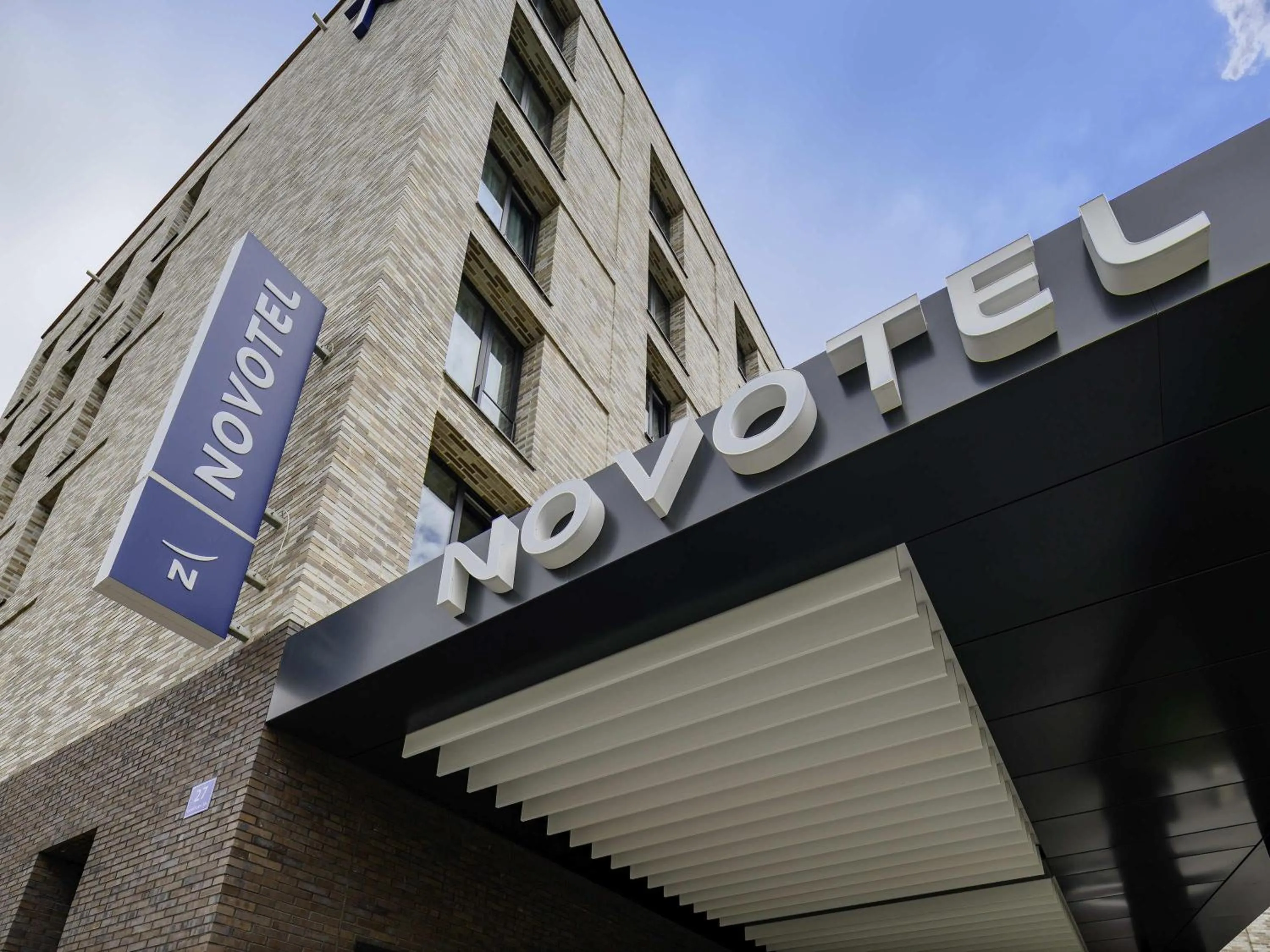 Property building in Novotel Regensburg Zentrum