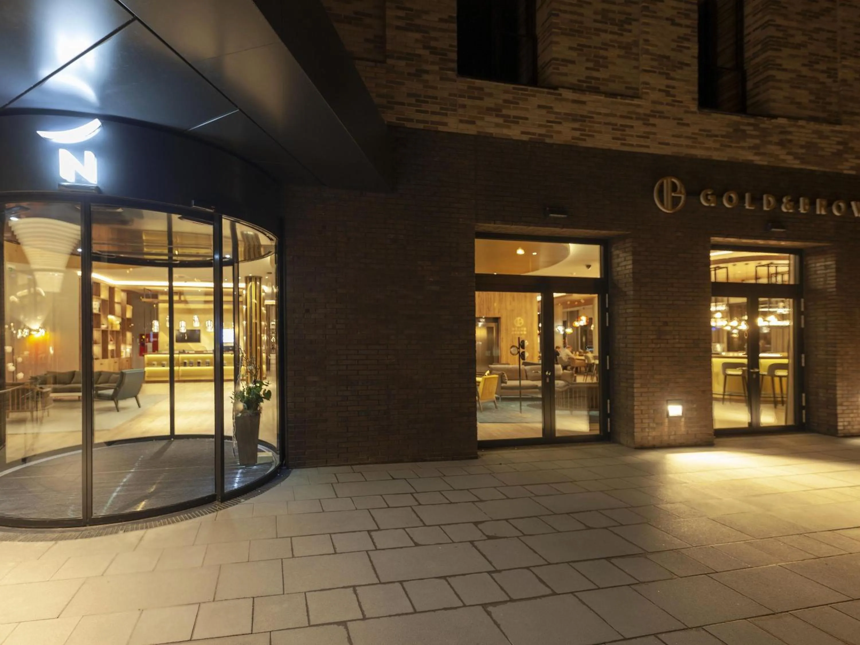 Lounge or bar in Novotel Regensburg Zentrum