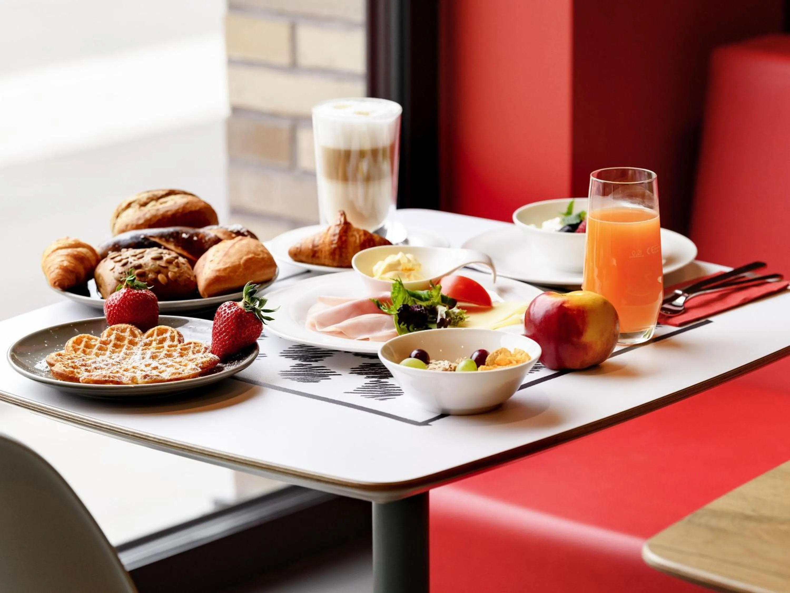 Breakfast in ibis Regensburg Zentrum