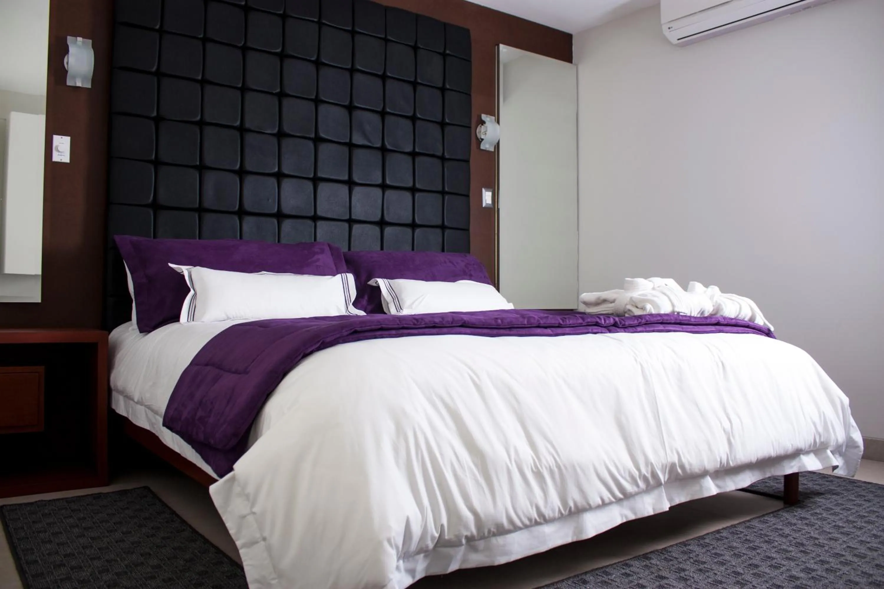 Bedroom, Bed in Sunec Hotel