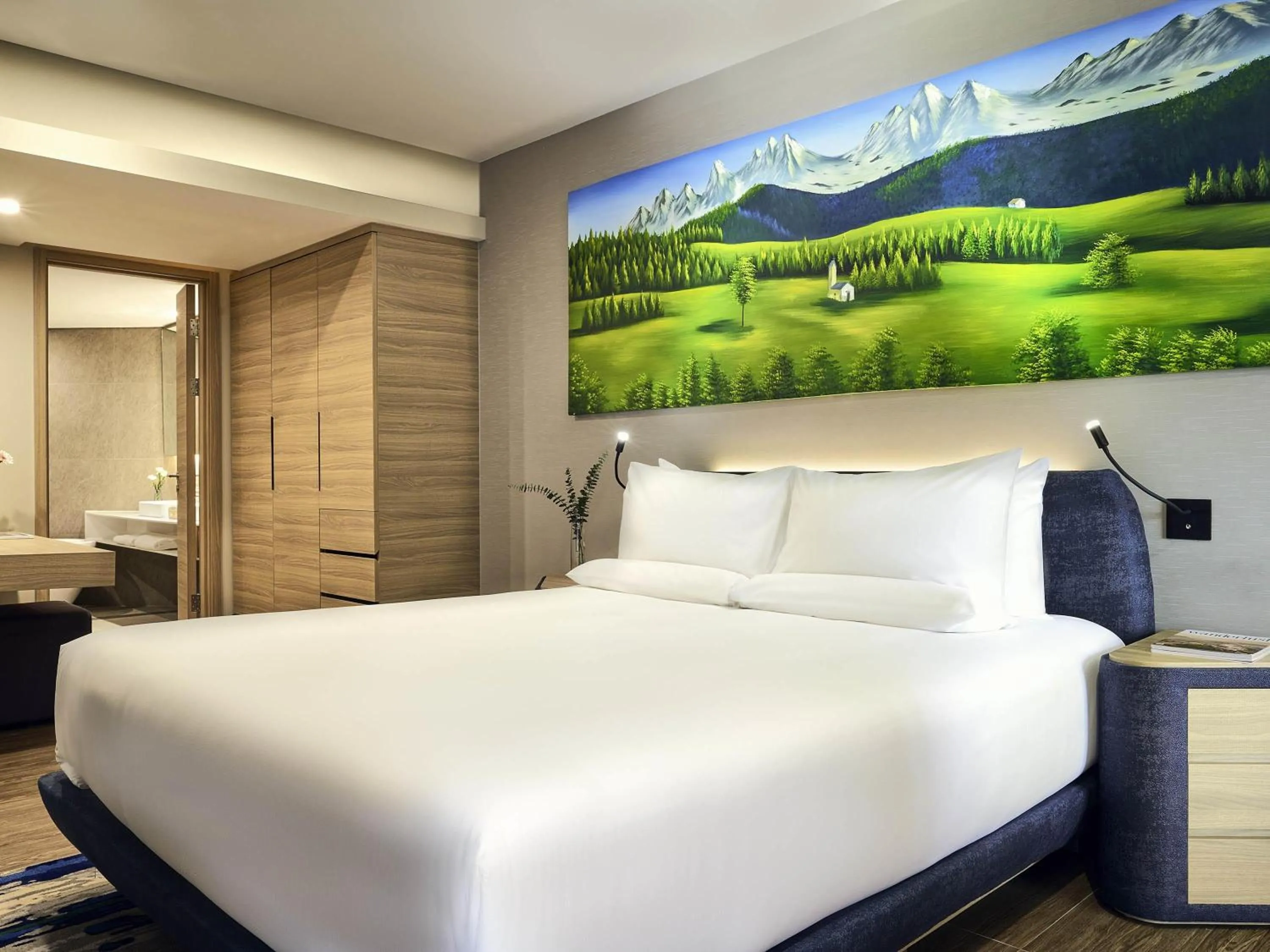 Bedroom, Bed in Novotel Hanoi Thai Ha