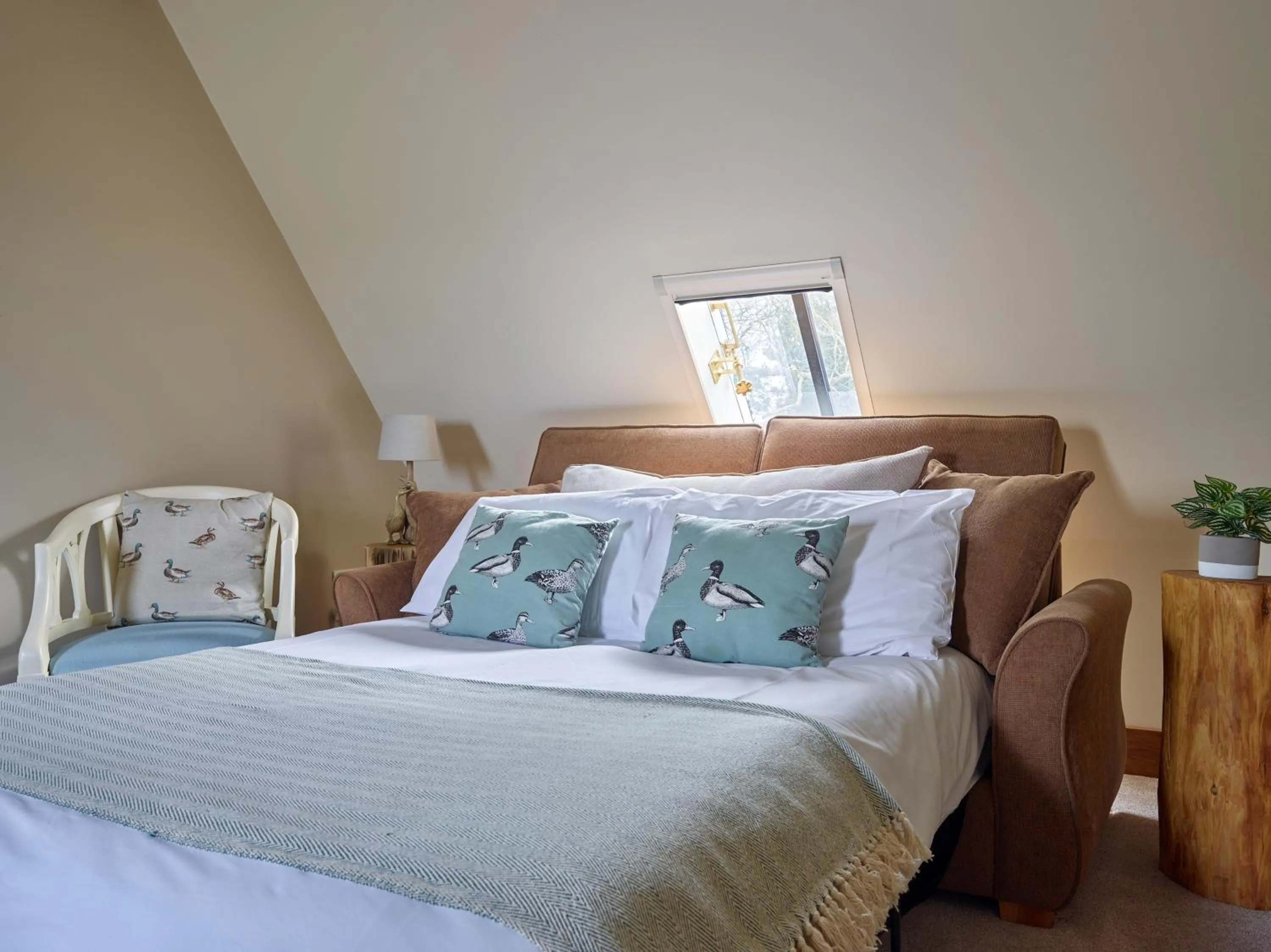 Lounge or bar, Bed in The Plough Inn