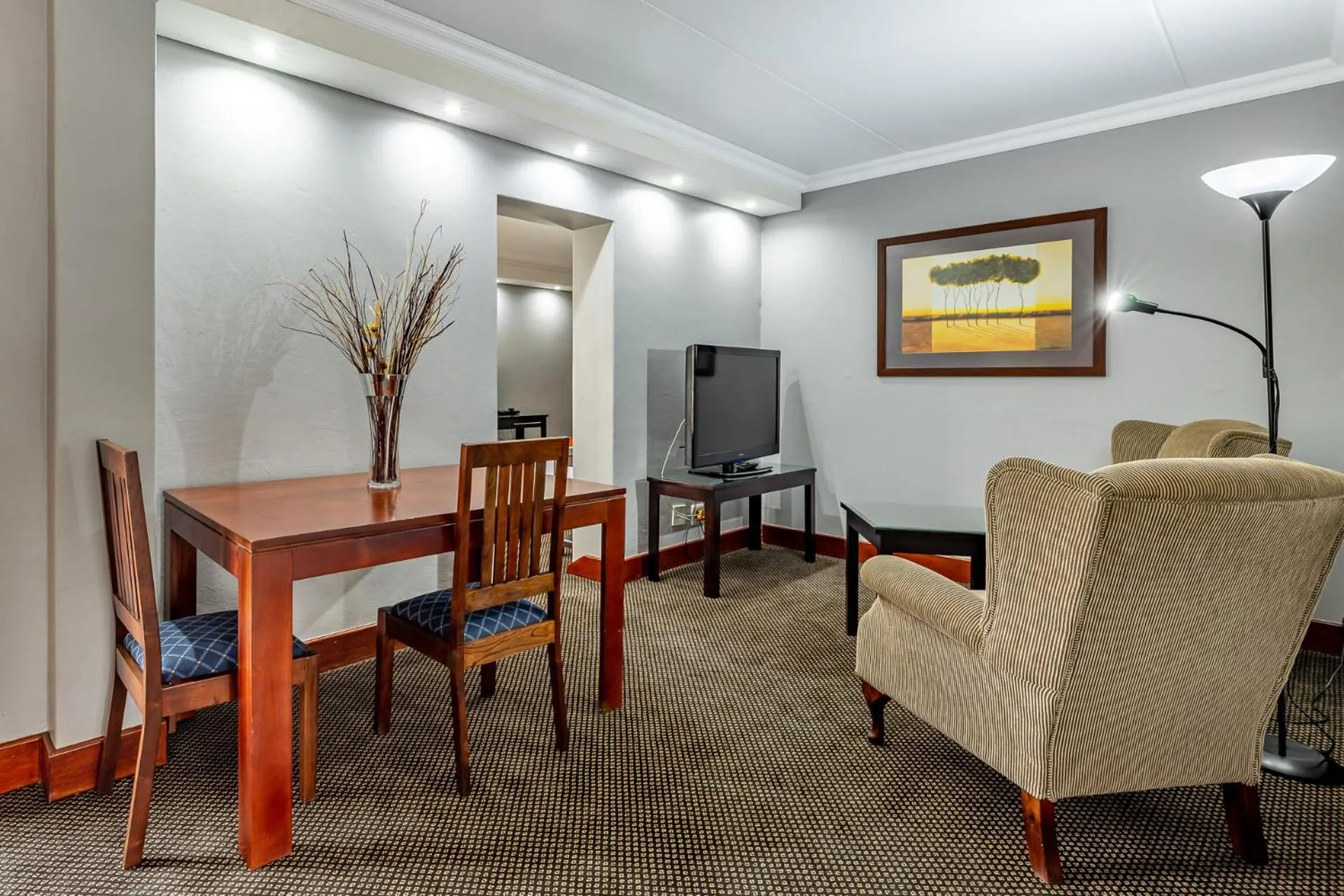 Seating area in African Sky Ermelo Inn