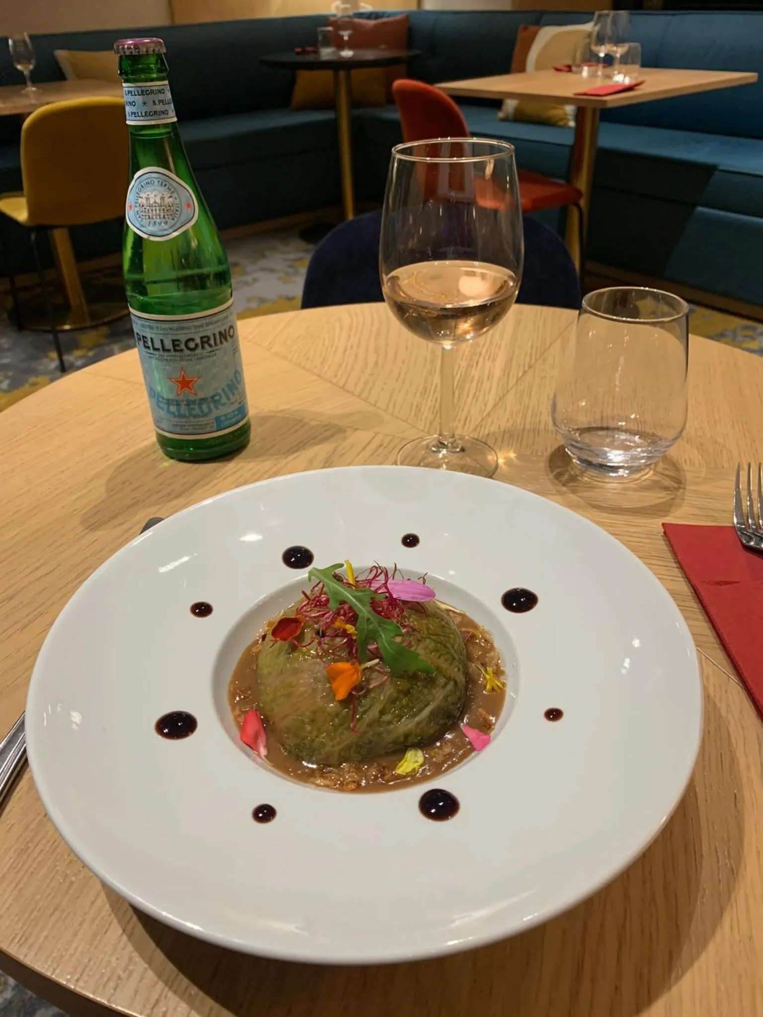 Restaurant/places to eat in Kyriad Carcassonne - Aéroport