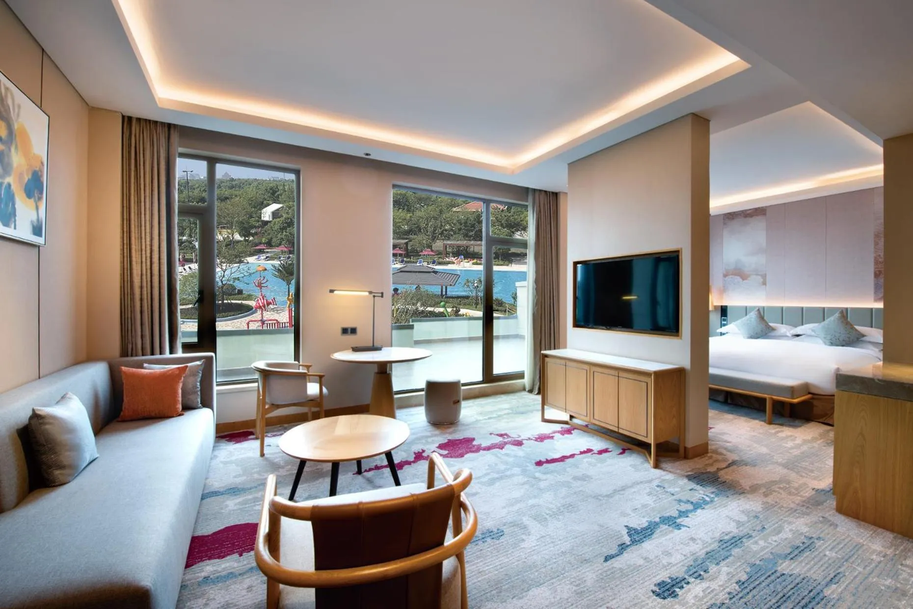Bedroom in Crowne Plaza Huzhou by IHG