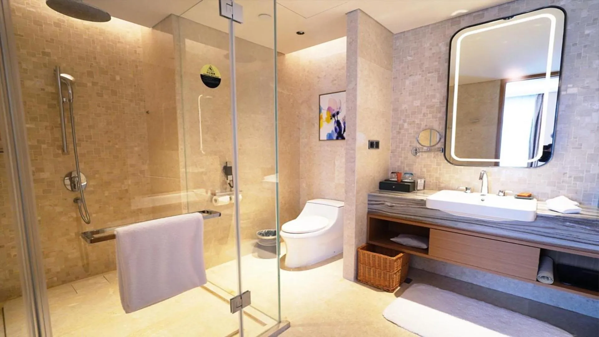 Bathroom in Crowne Plaza Huzhou by IHG