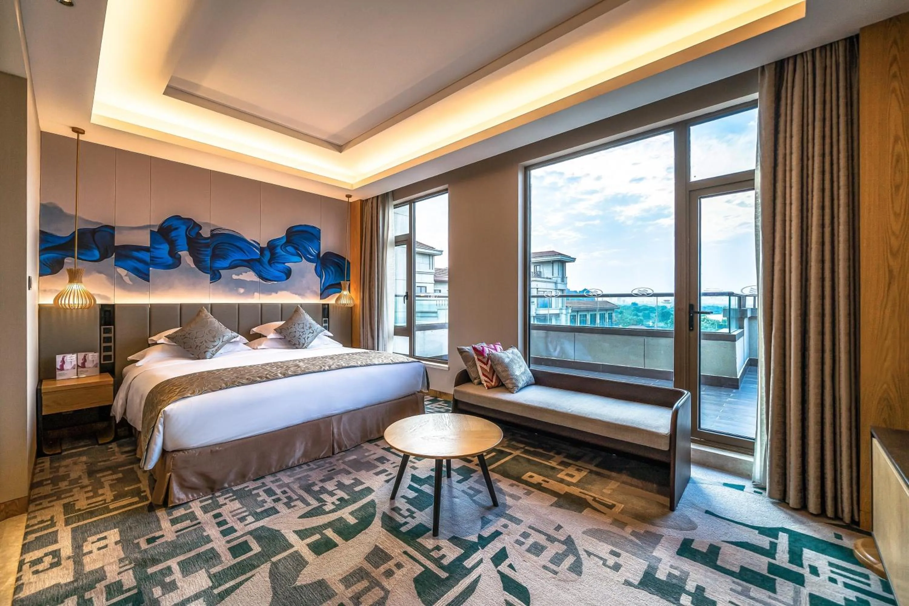 Bedroom, Bed in Crowne Plaza Huzhou by IHG