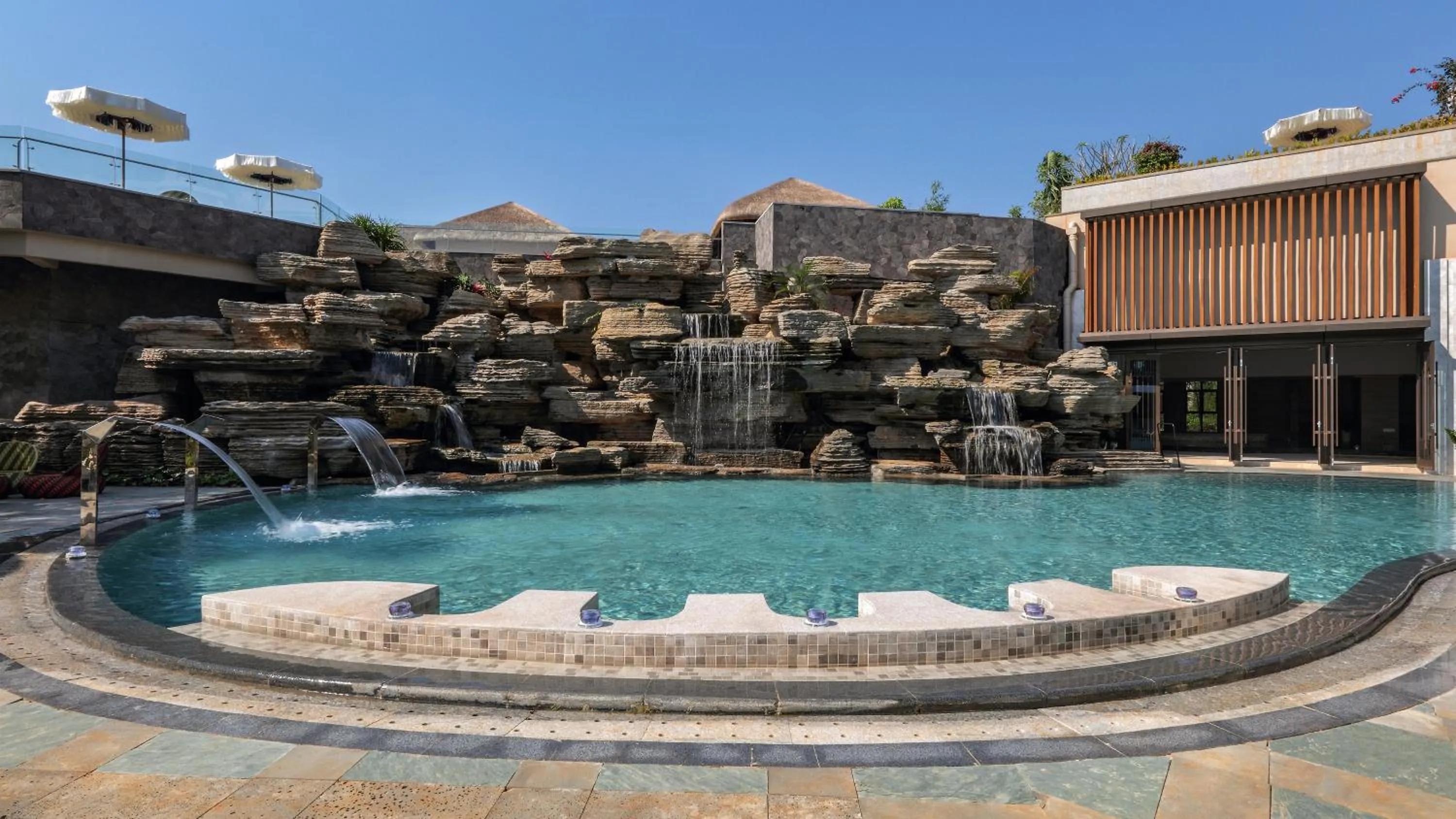 Decorative detail in Holiday Inn Resort Qionghai Guantang by IHG