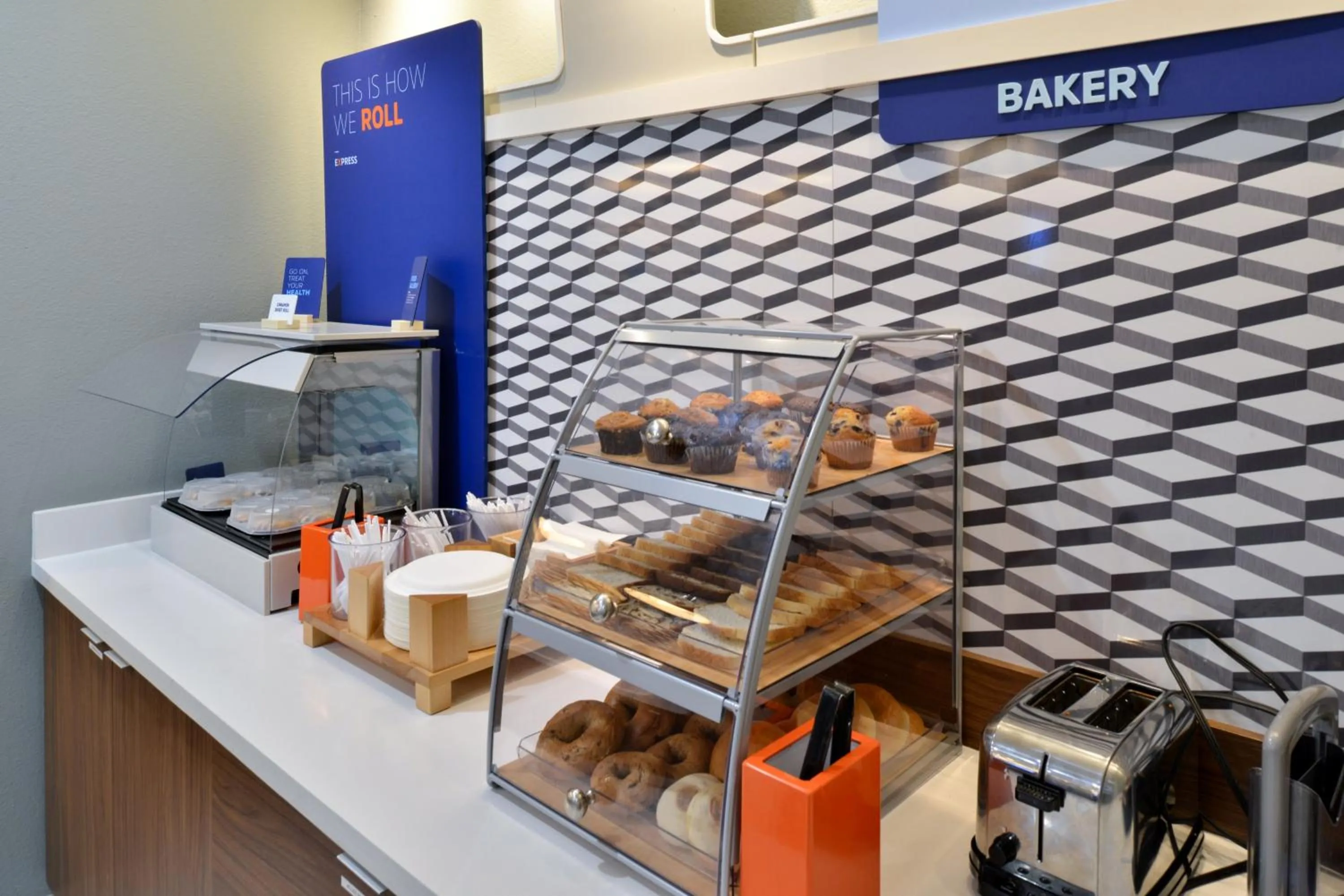 Breakfast in Holiday Inn Express & Suites - Wylie West by IHG