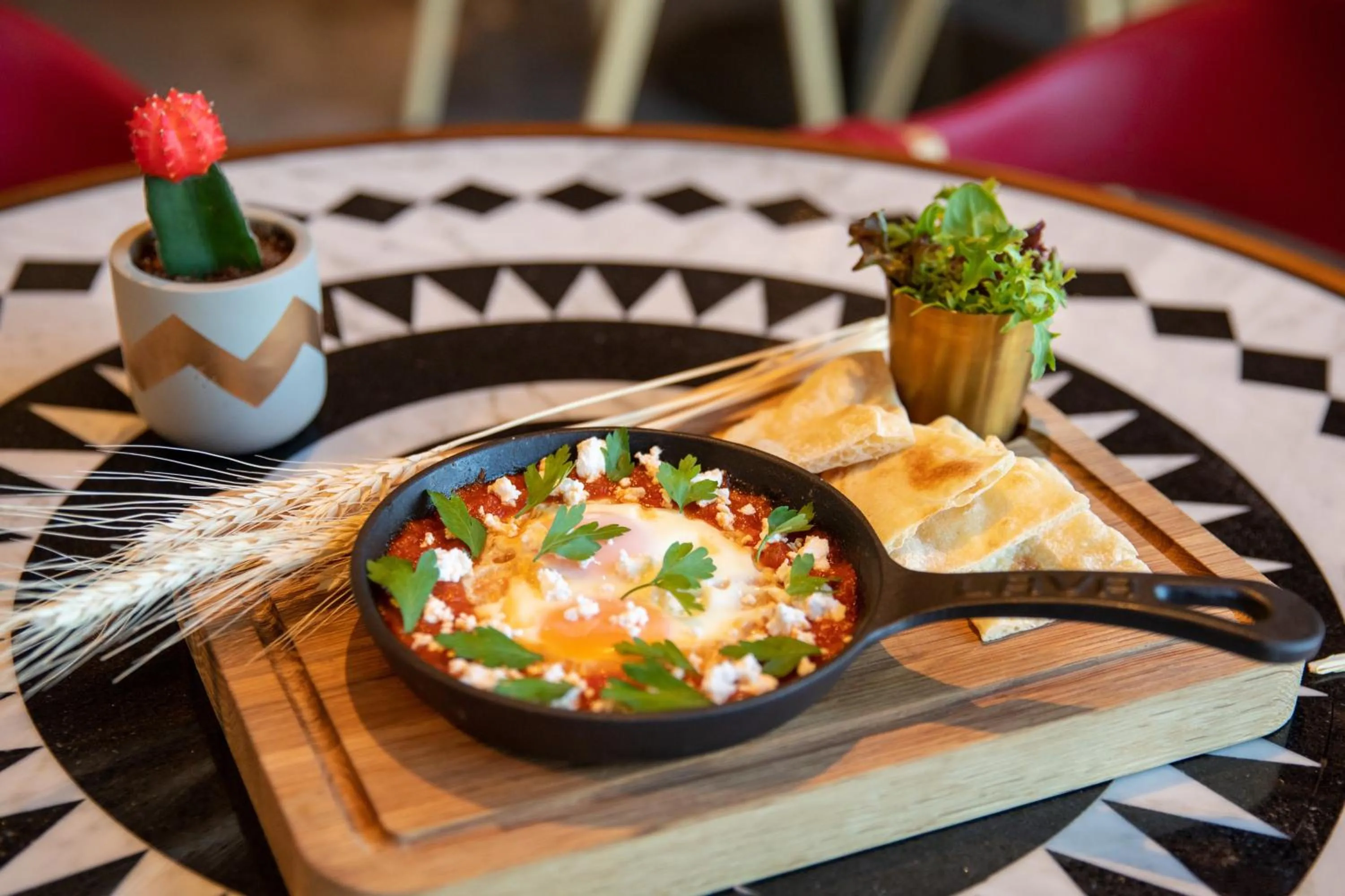 Restaurant/places to eat in Hotel Indigo Dubai Downtown by IHG