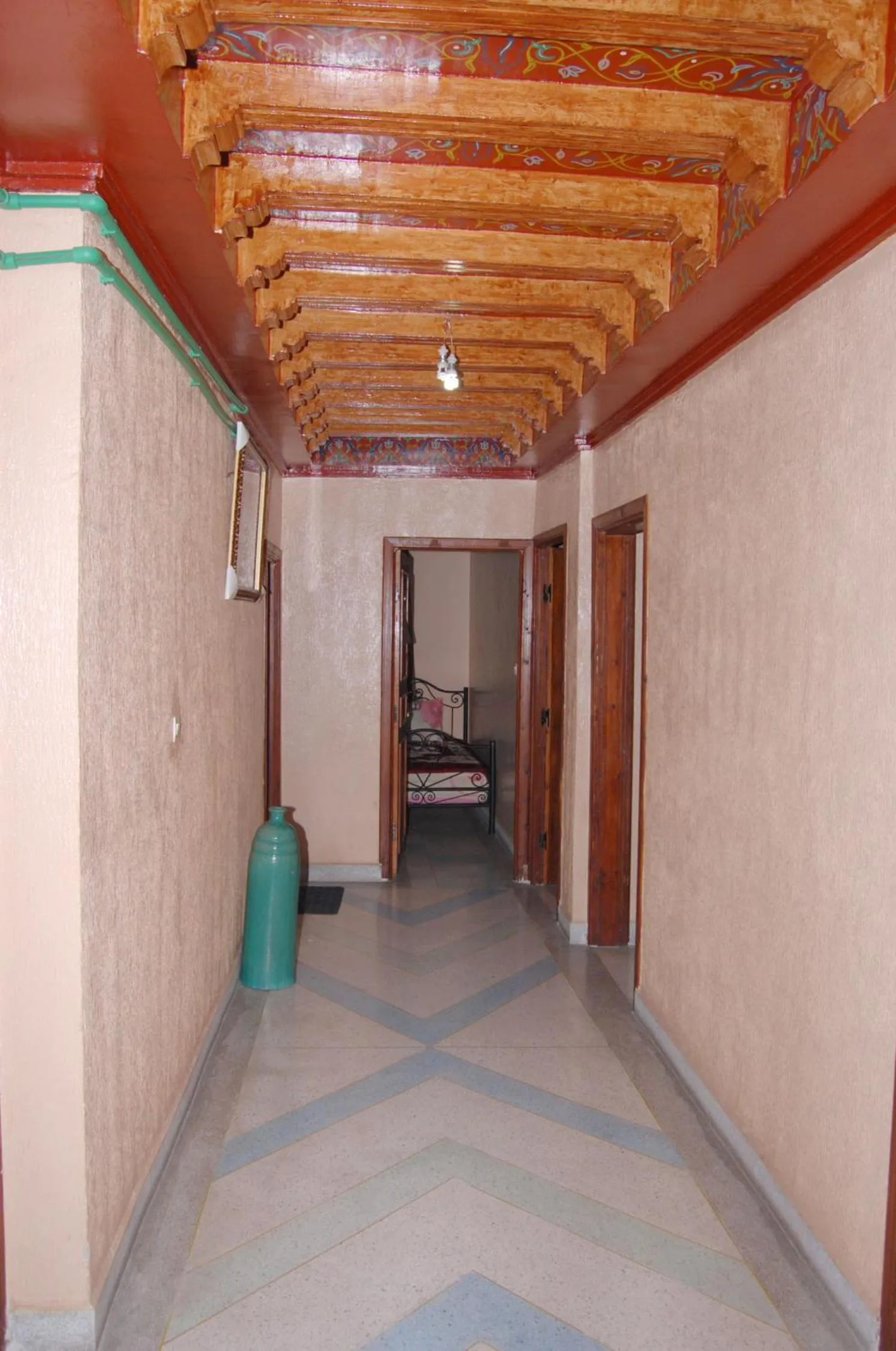 Decorative detail in Bab Al Madina