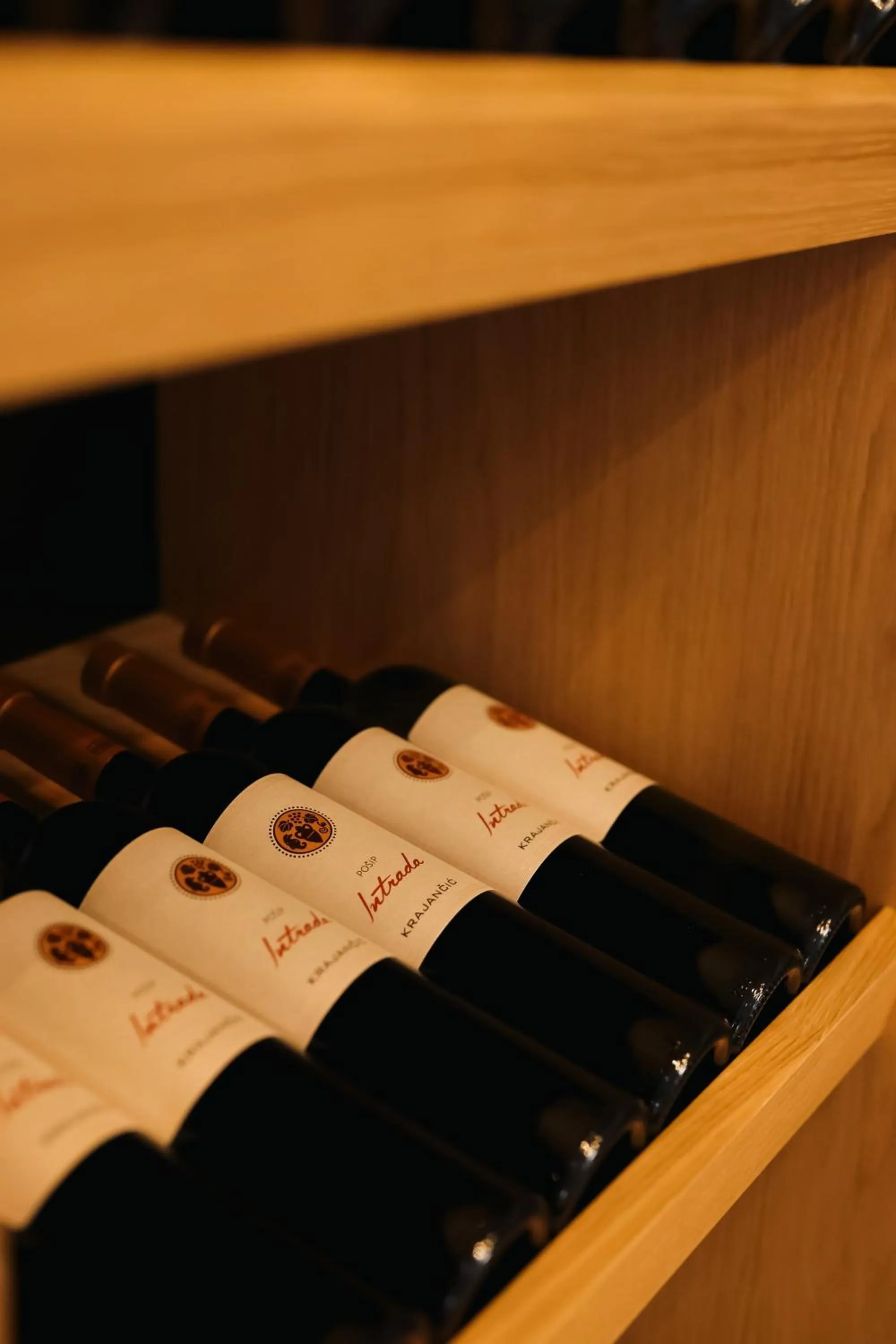 On-site shops in Boutique Hotel Mirjam