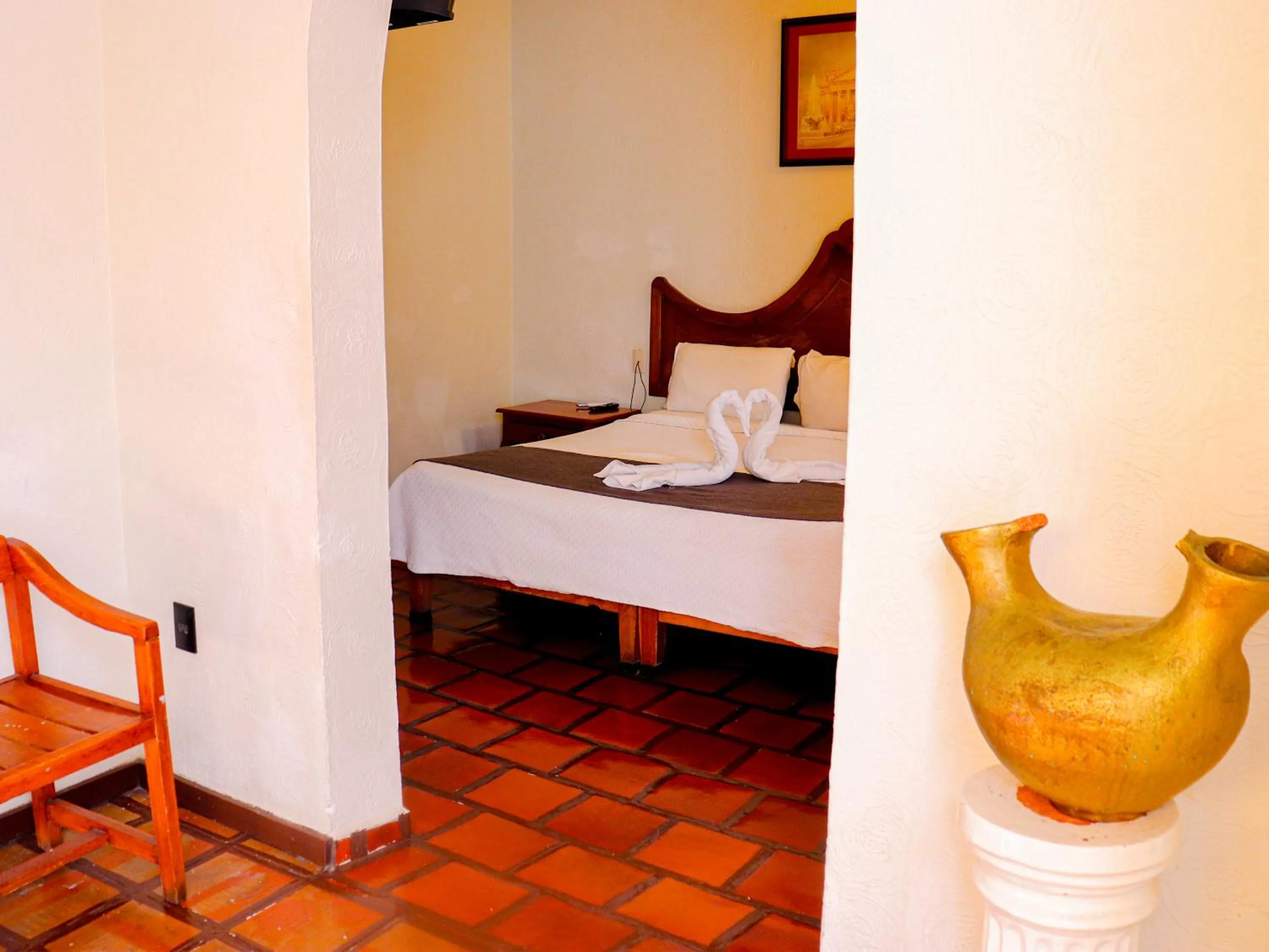 Bed in Hotel Frances