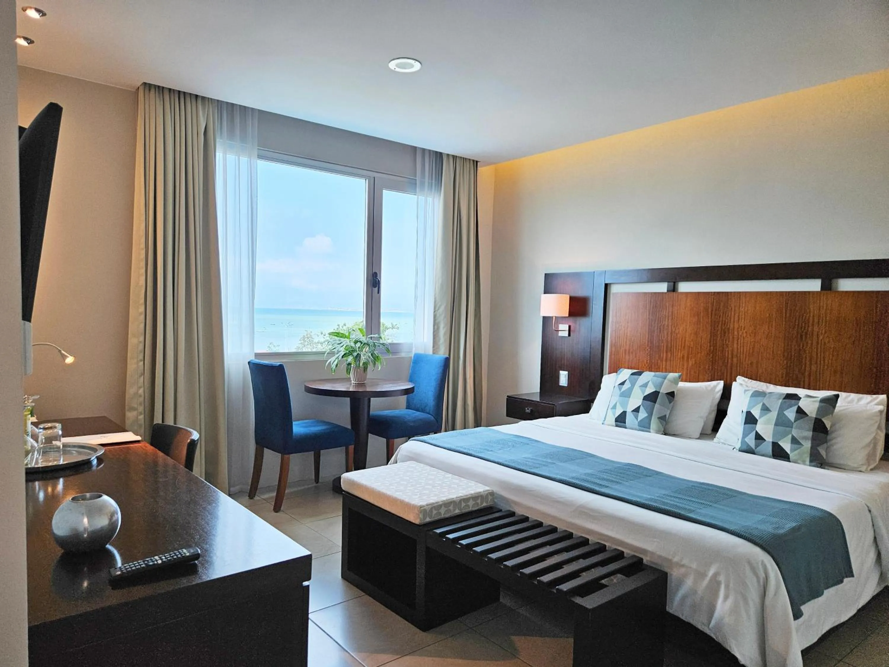 Photo of the whole room, Bed in Hotel Perla Spondylus