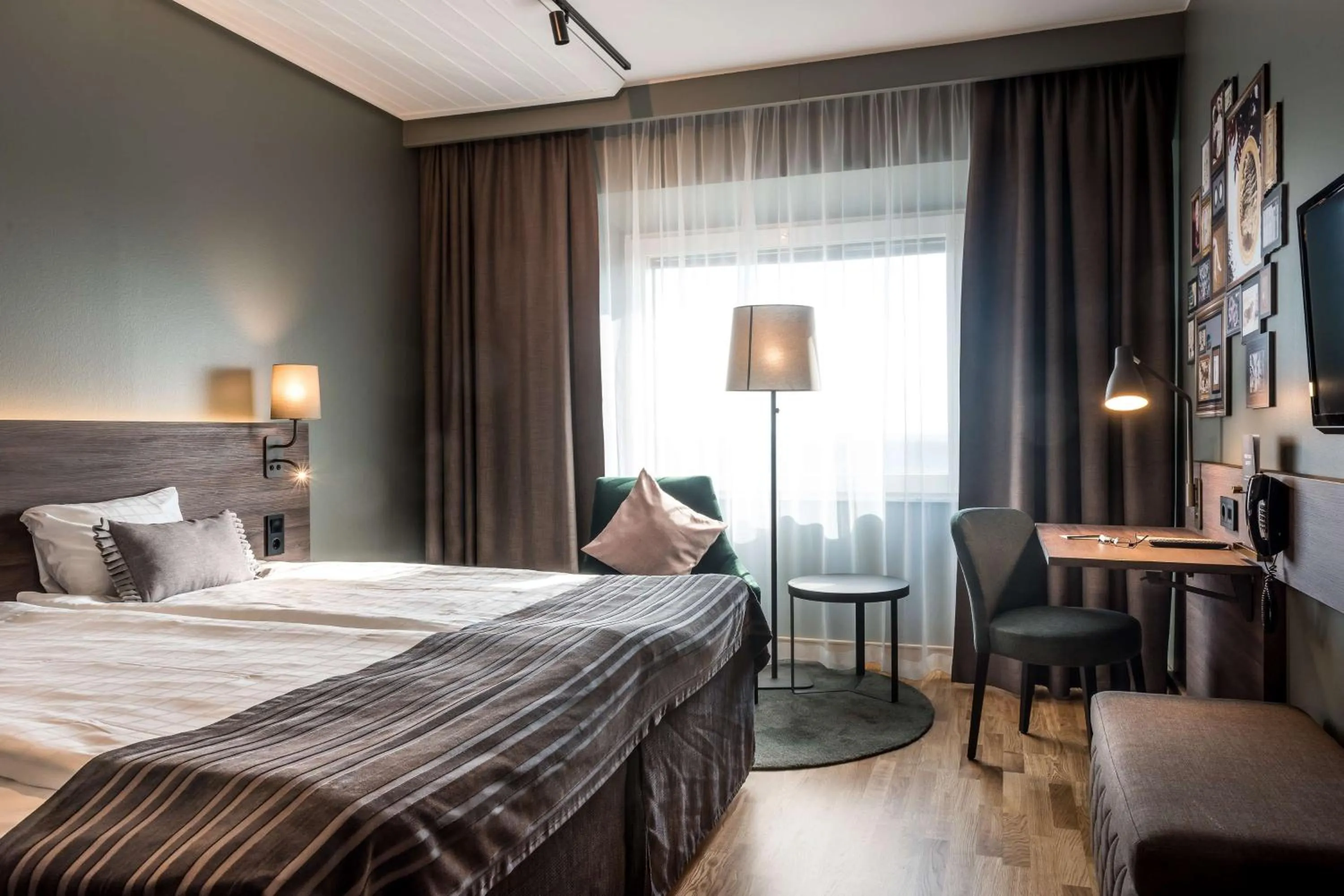 Bedroom, Bed in Scandic Infra City