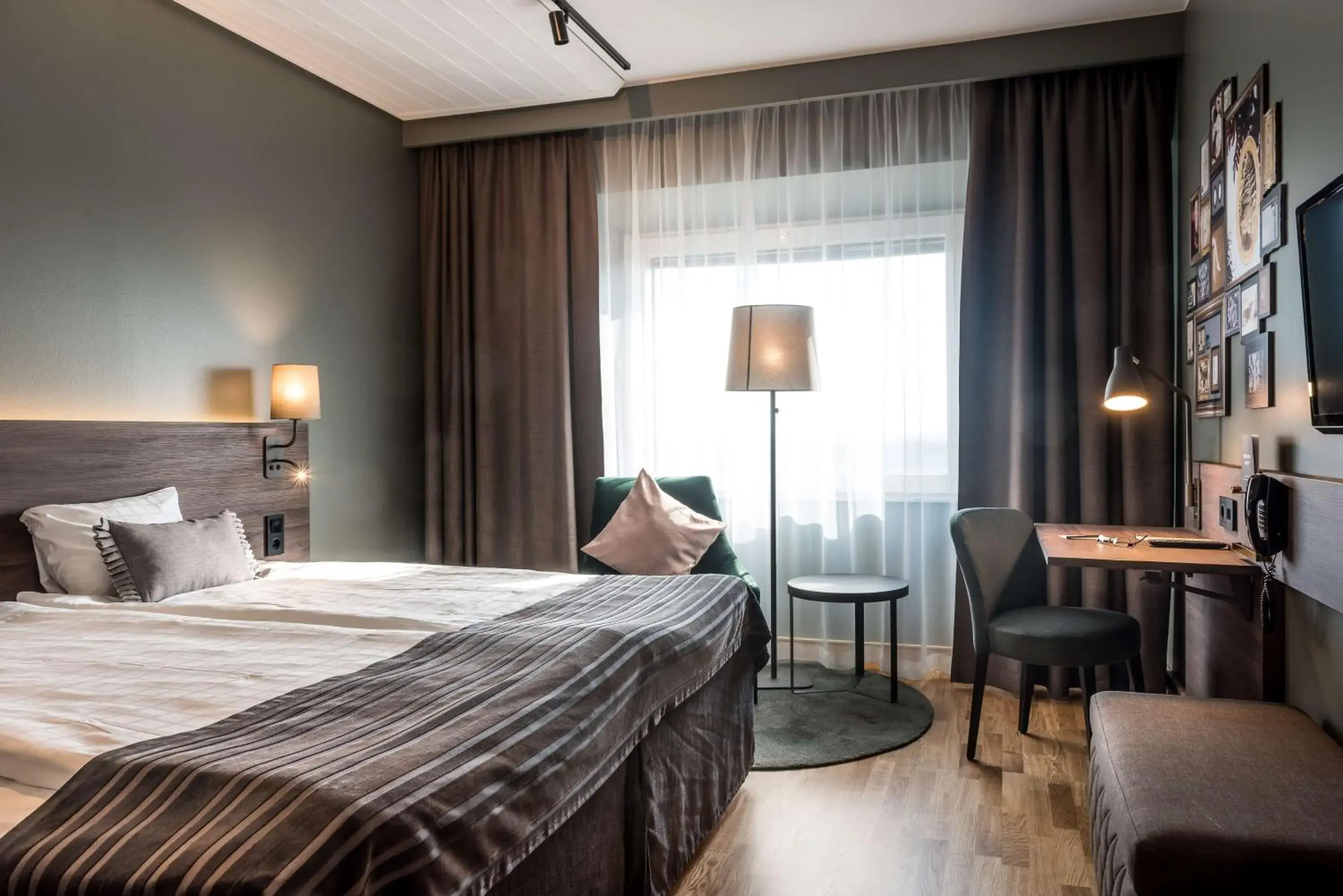 Superior Double Room in Scandic Infra City Superior Double Room in Scandic Infra City