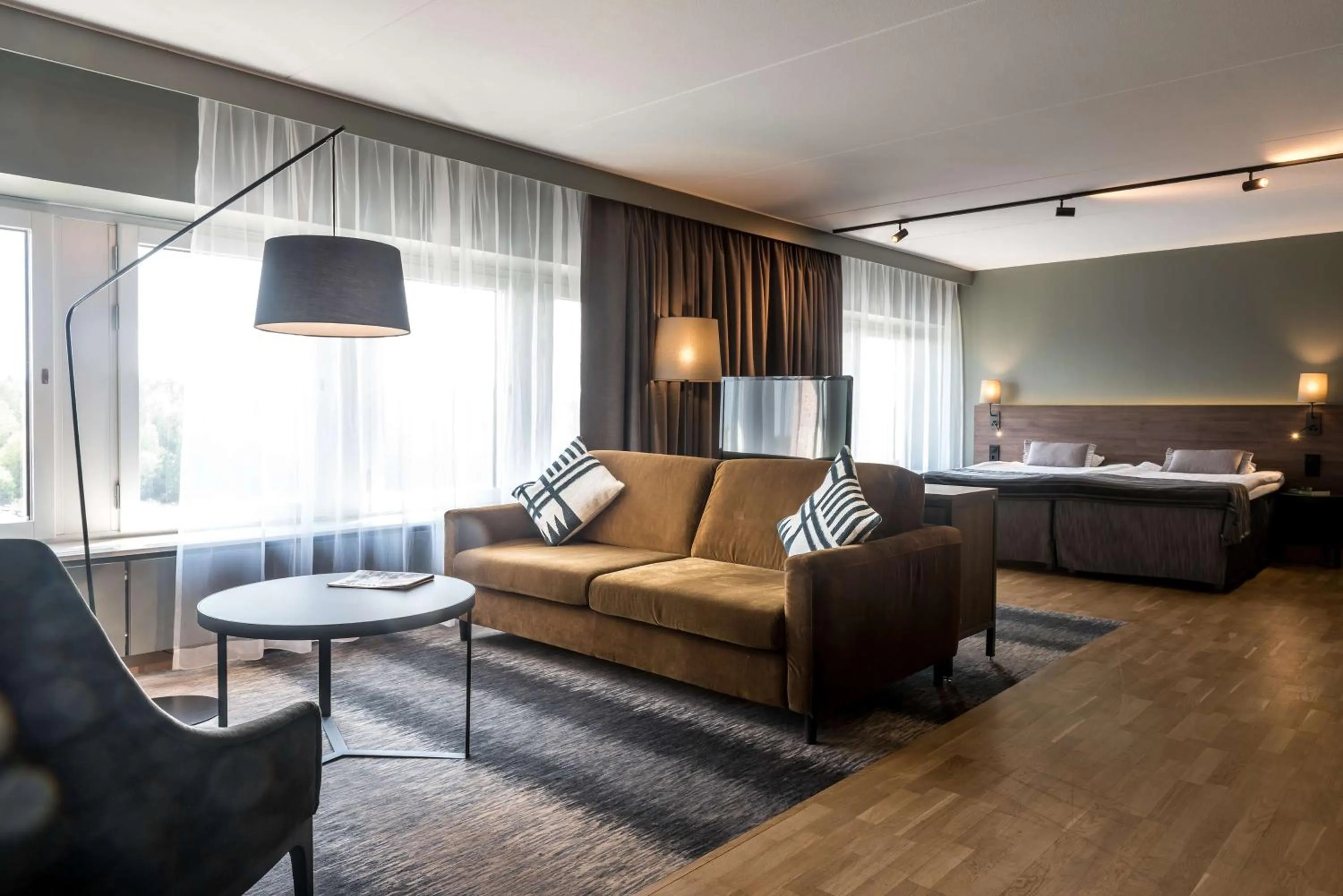 Living room in Scandic Infra City