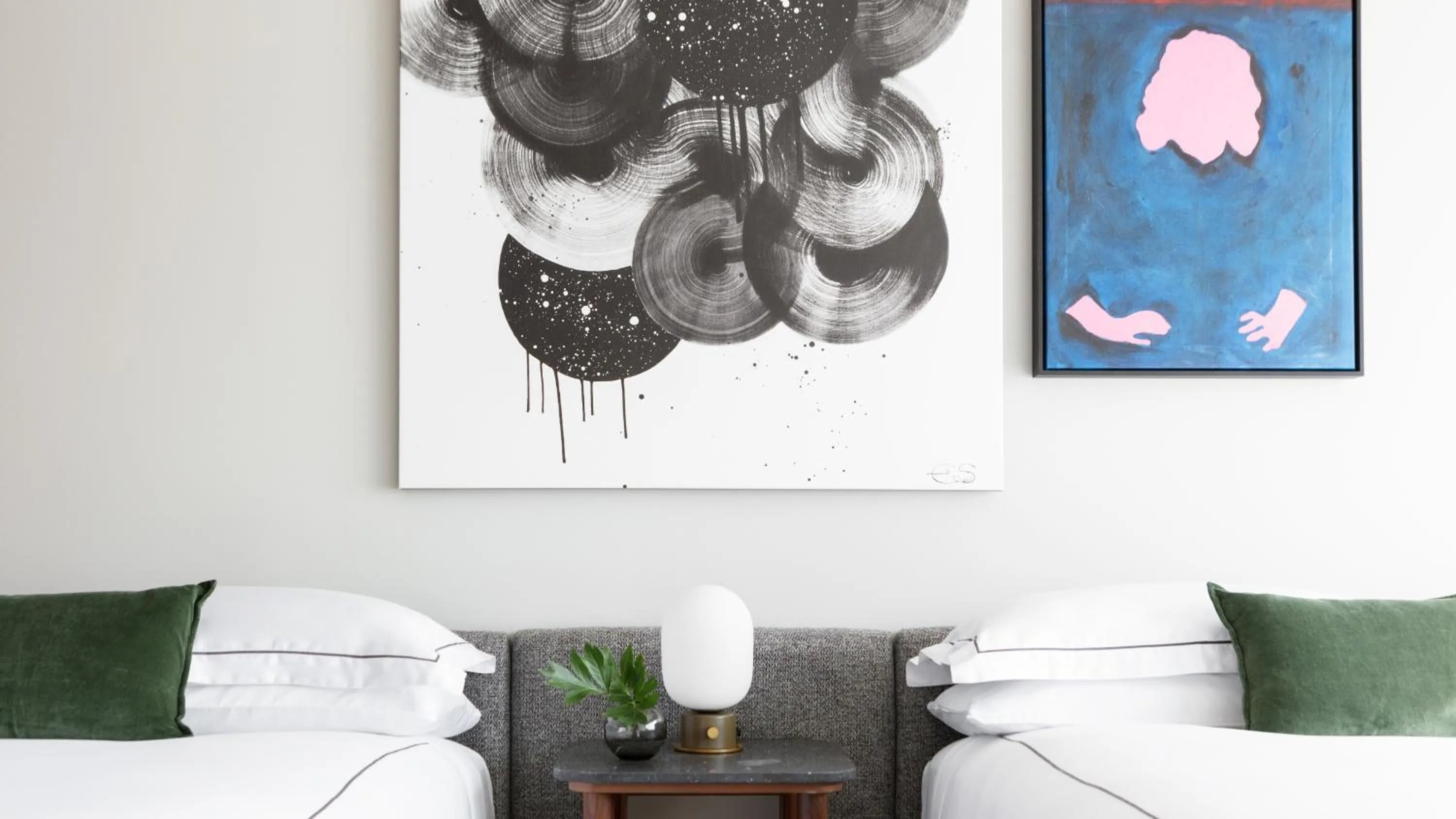 Decorative detail, Bed in Kimpton Banneker Hotel by IHG