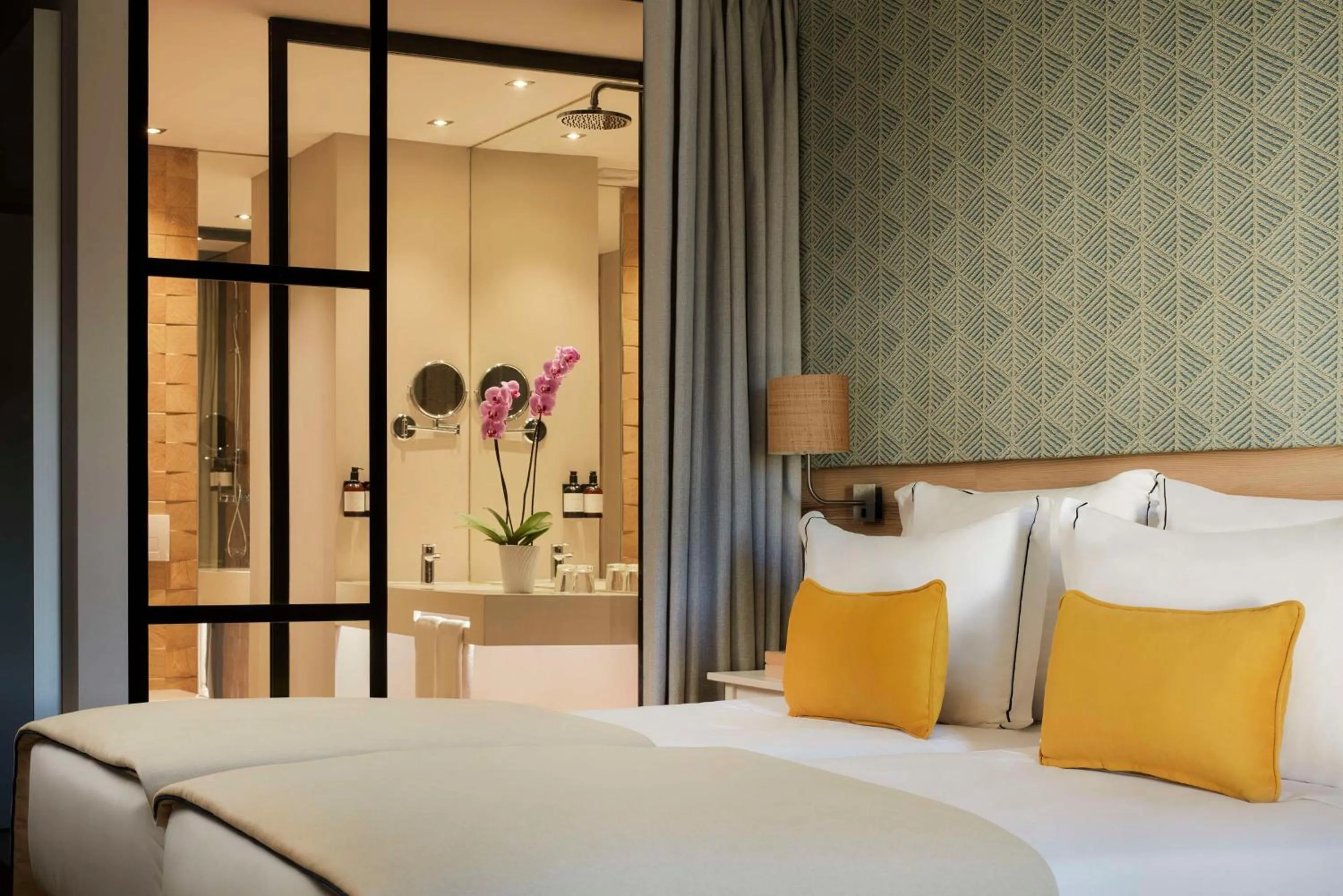 Bedroom, Bed in Tivoli Alvor Algarve - All Inclusive Resort