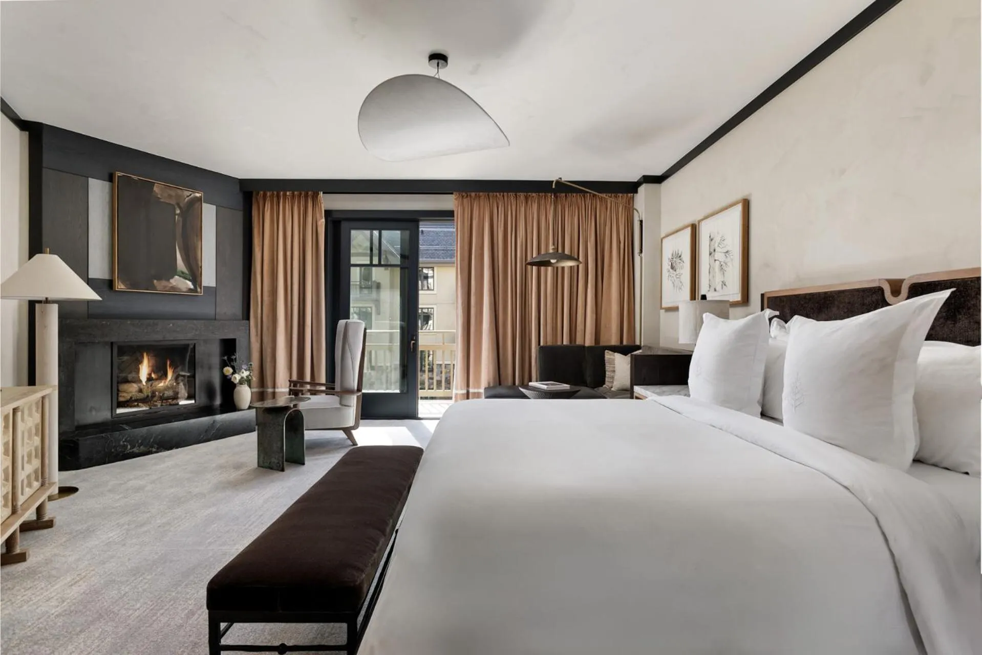 Bed in Four Seasons Resort Vail